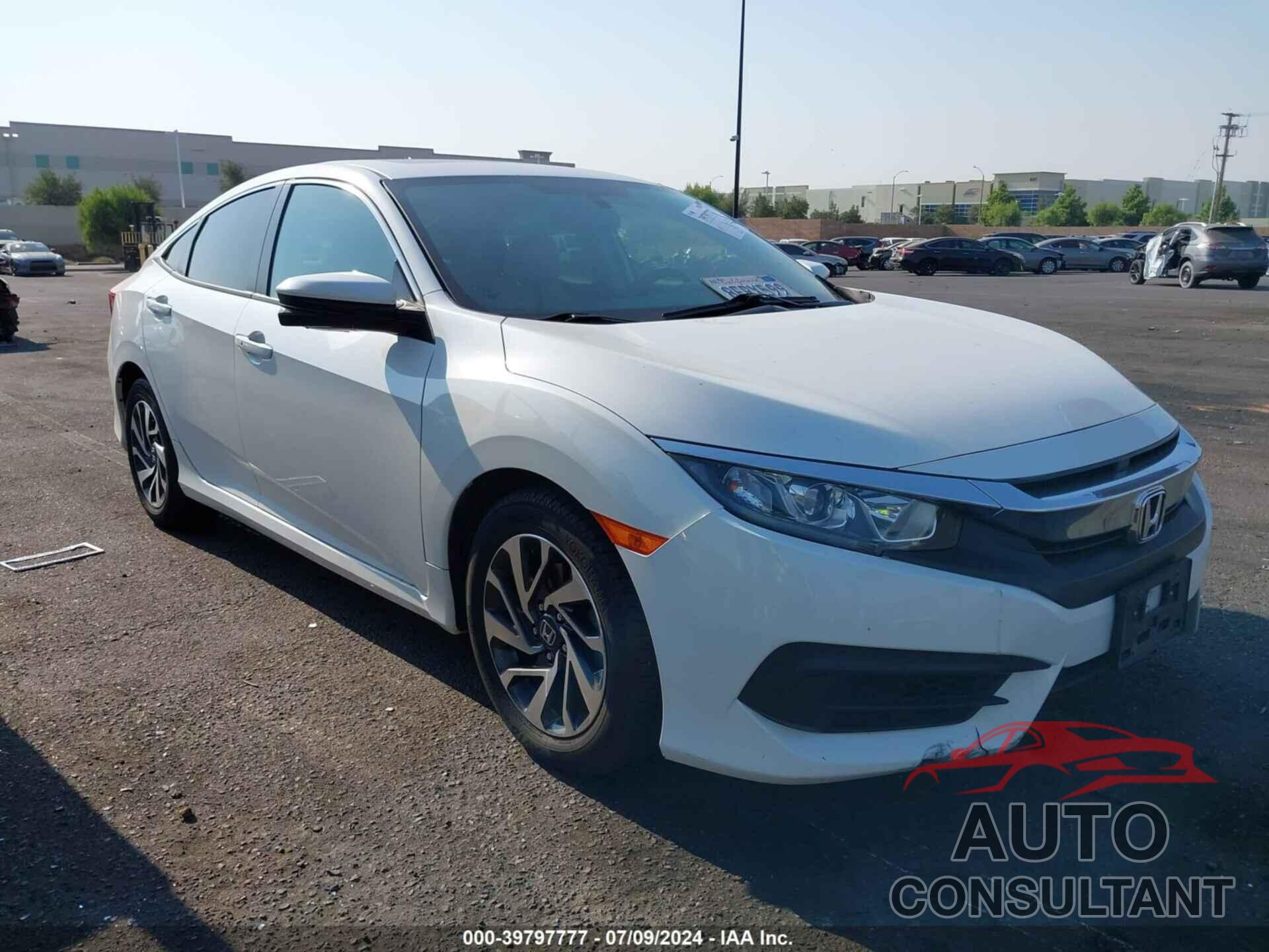 HONDA CIVIC 2018 - 19XFC2F77JE206121