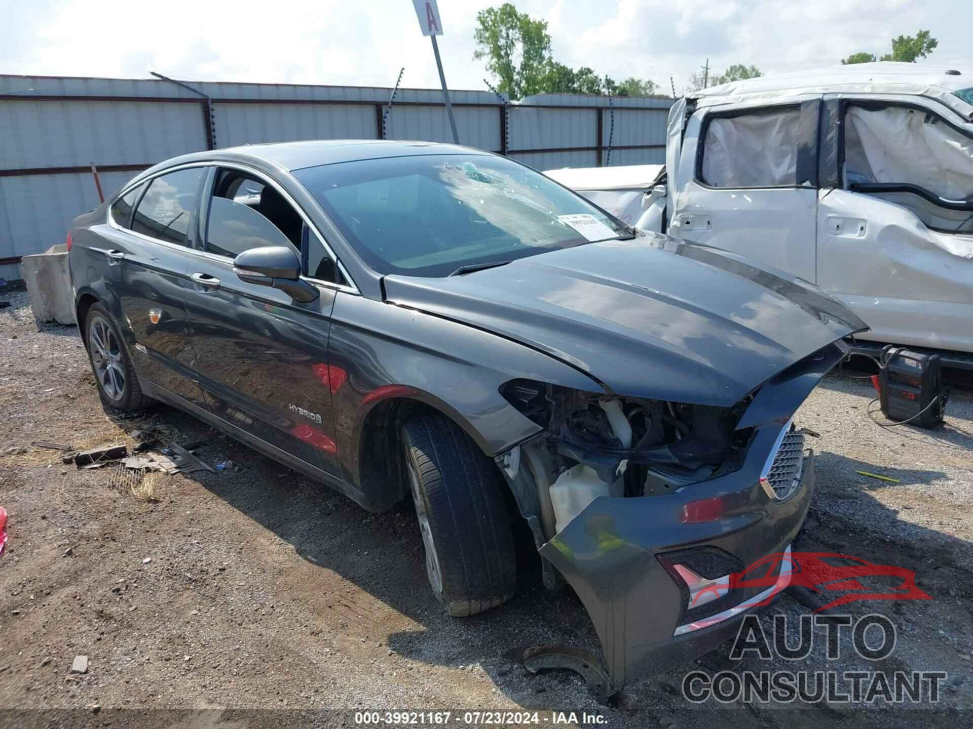 FORD FUSION HYBRID 2019 - 3FA6P0RU7KR273683