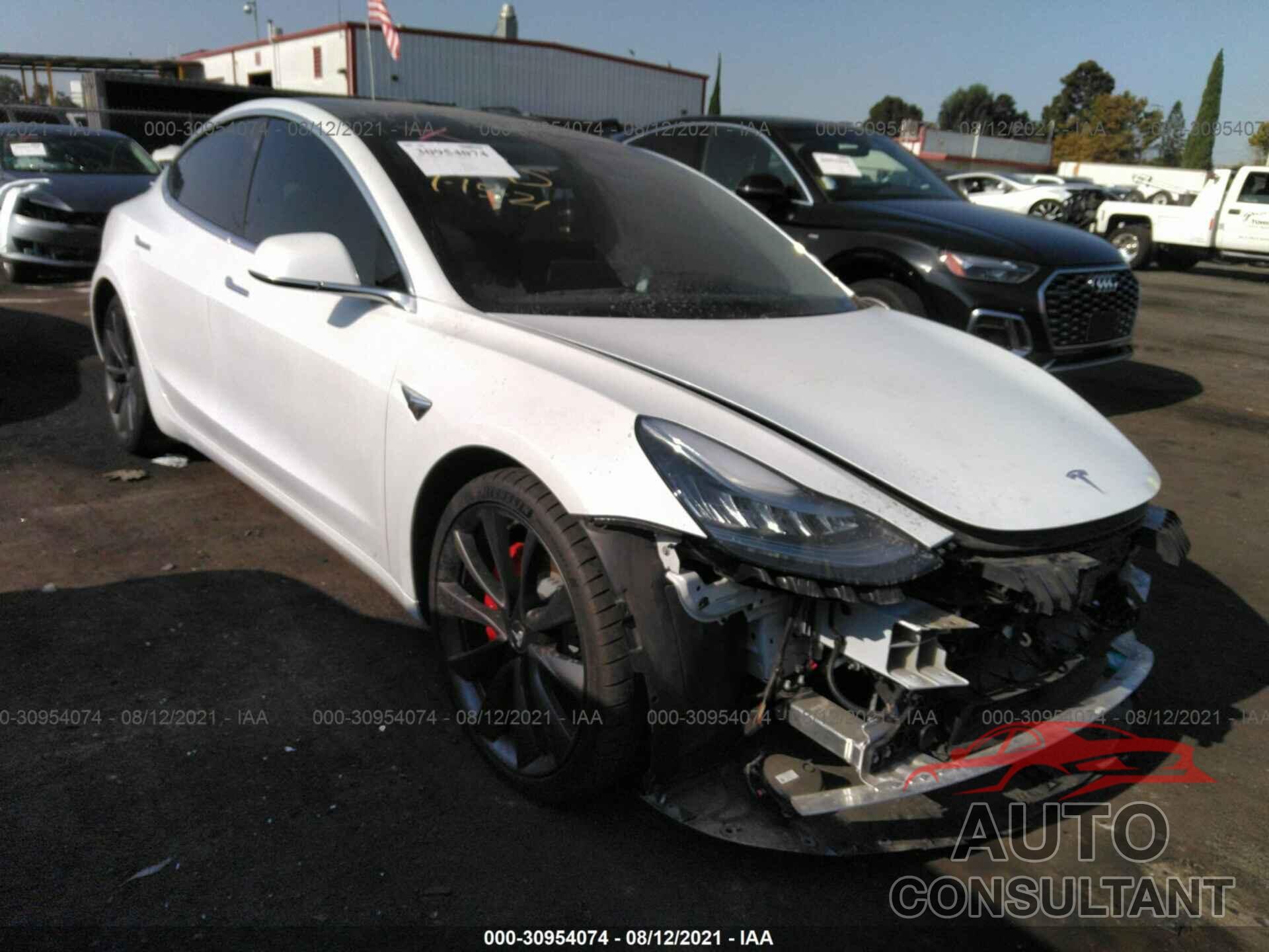 TESLA MODEL 3 2020 - 5YJ3E1EC3LF719577
