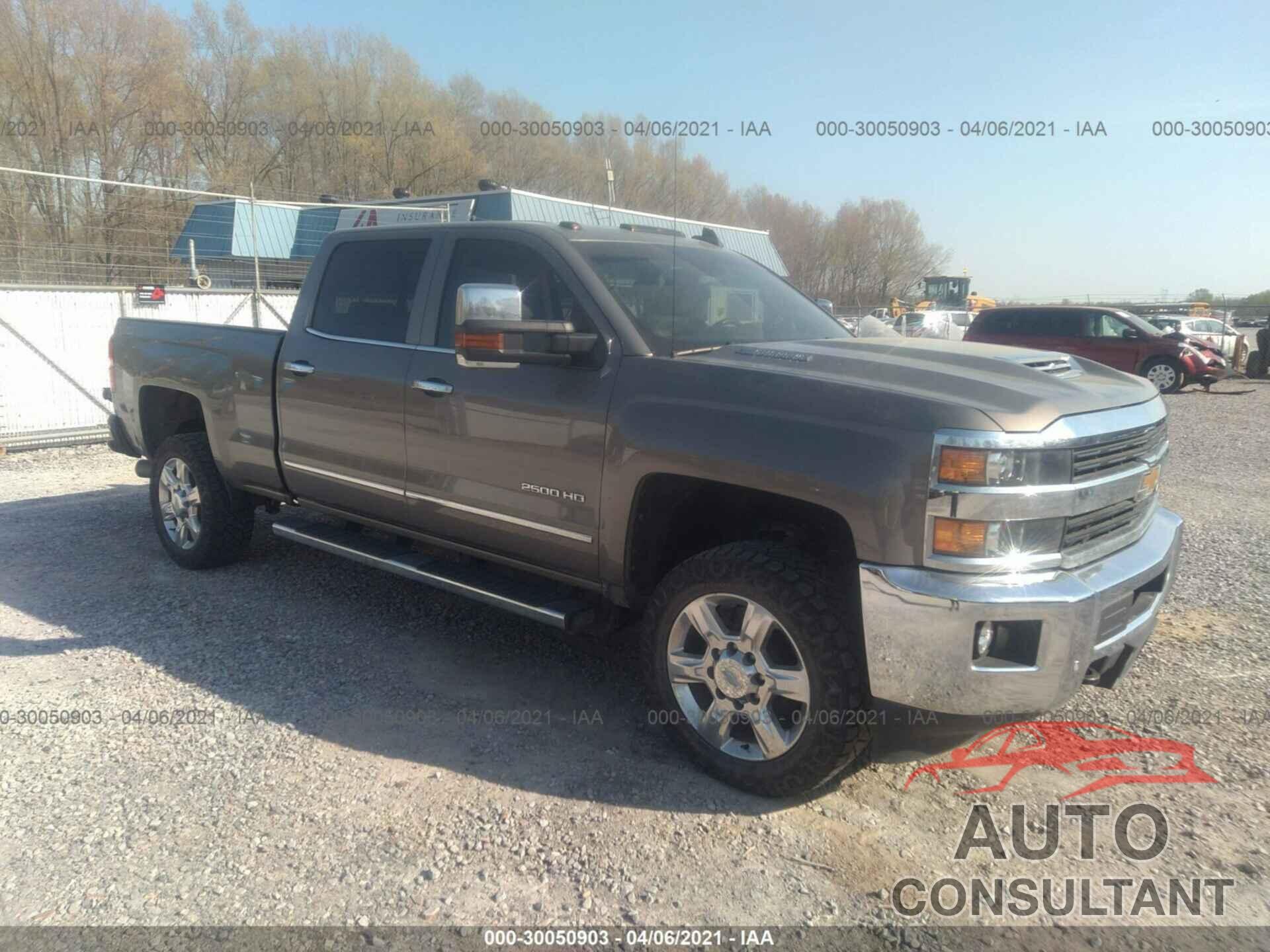 CHEVROLET SILVERADO 2500HD 2017 - 1GC1KWEY1HF164625