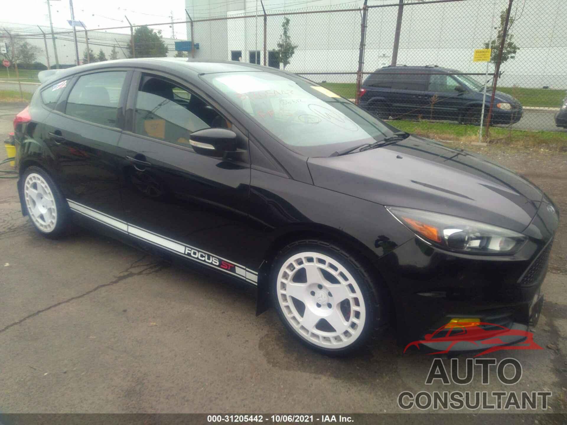 FORD FOCUS 2016 - 1FADP3L94GL260988