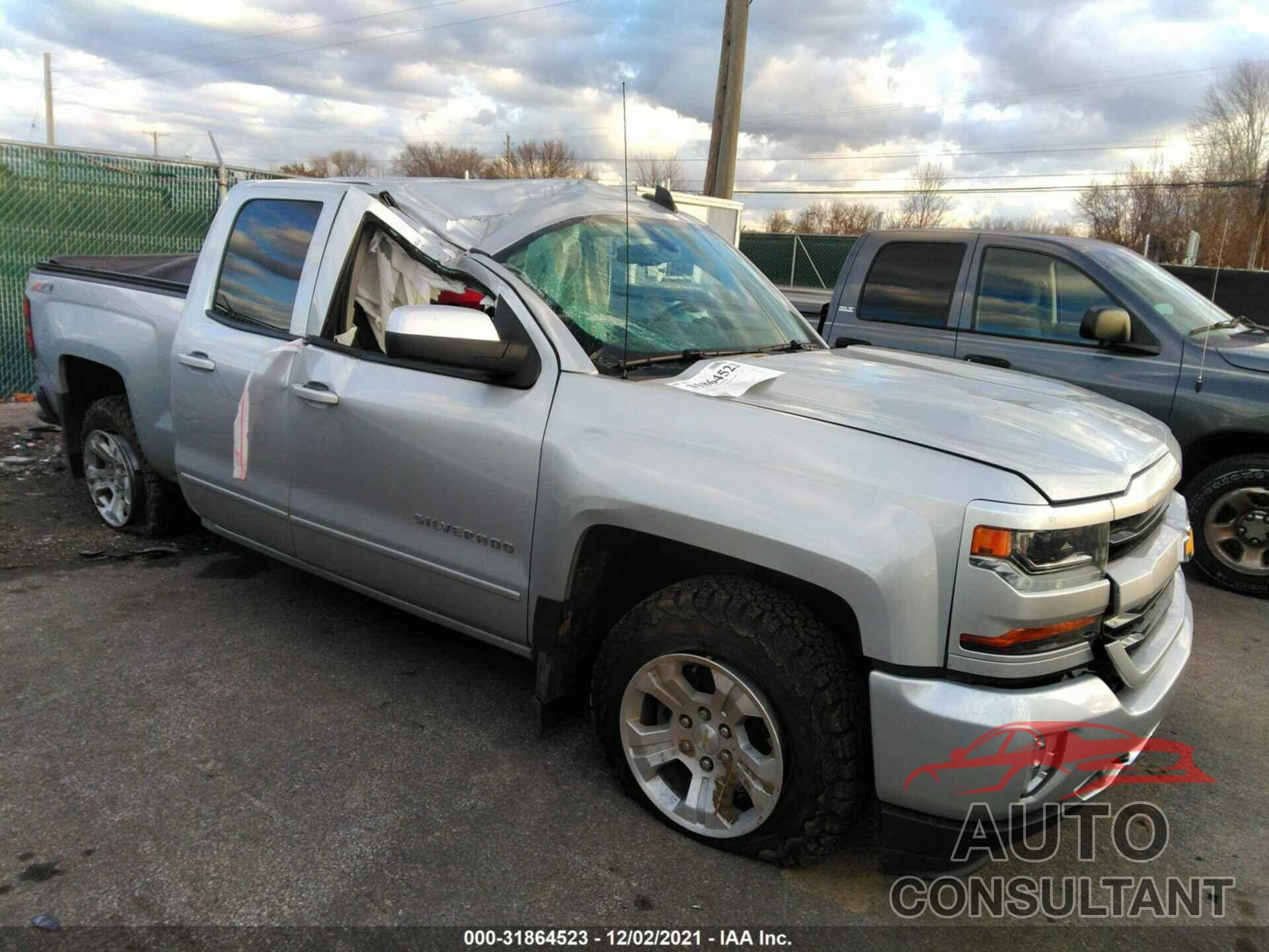 CHEVROLET SILVERADO 1500 2017 - 1GCVKREC1HZ216566