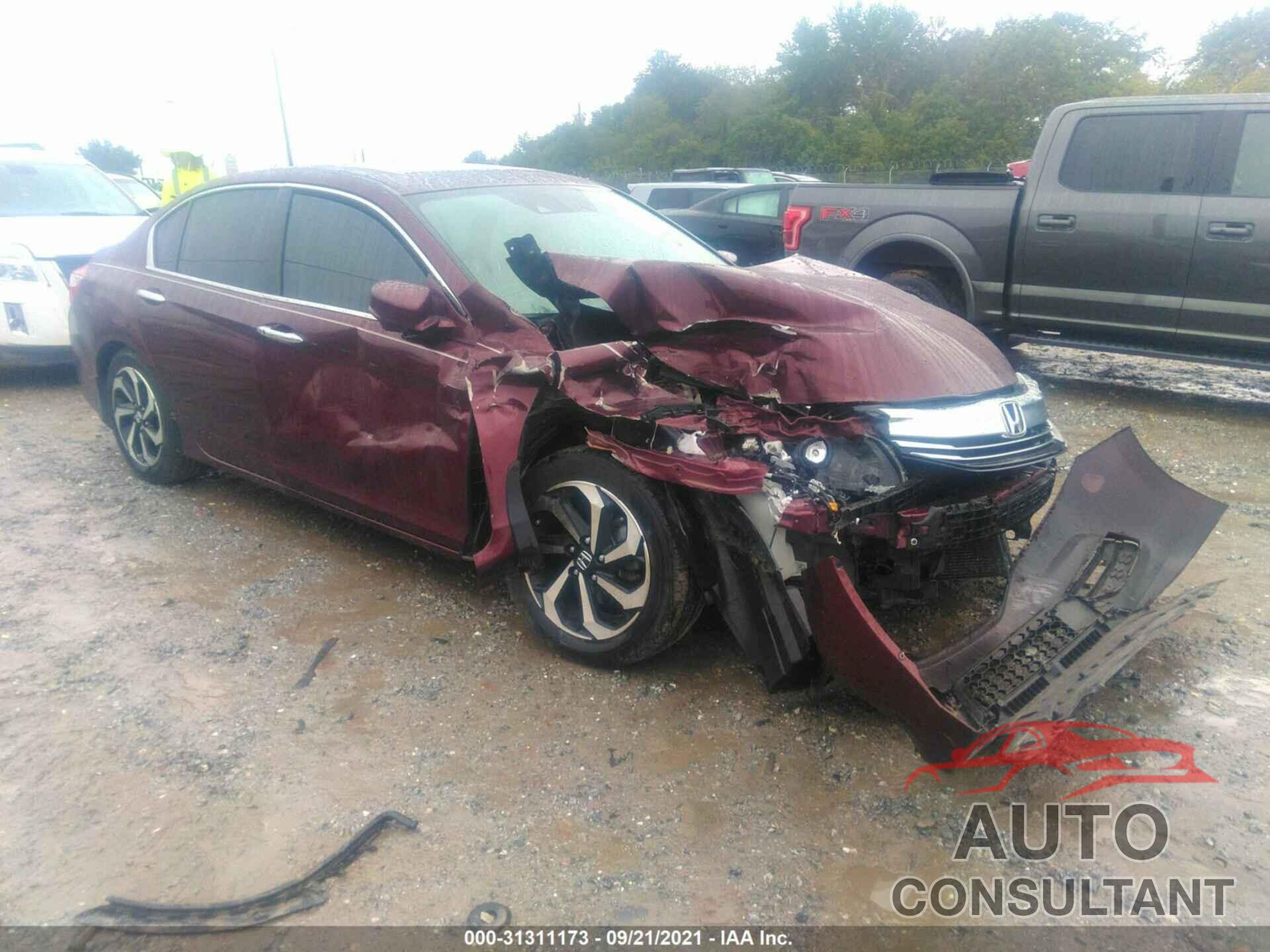 HONDA ACCORD SEDAN 2016 - 1HGCR2F07GA117473