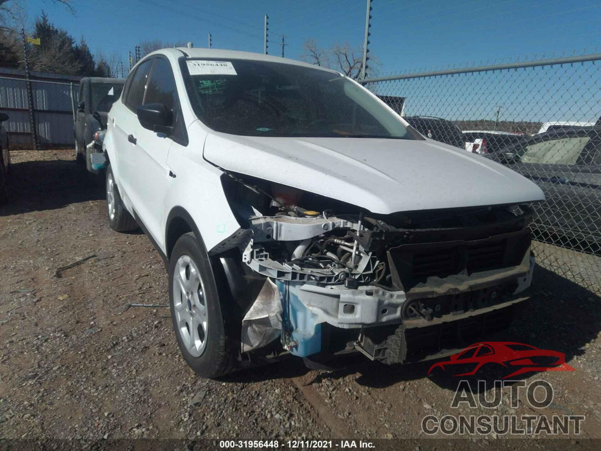 FORD ESCAPE 2018 - 1FMCU0F73JUA36809