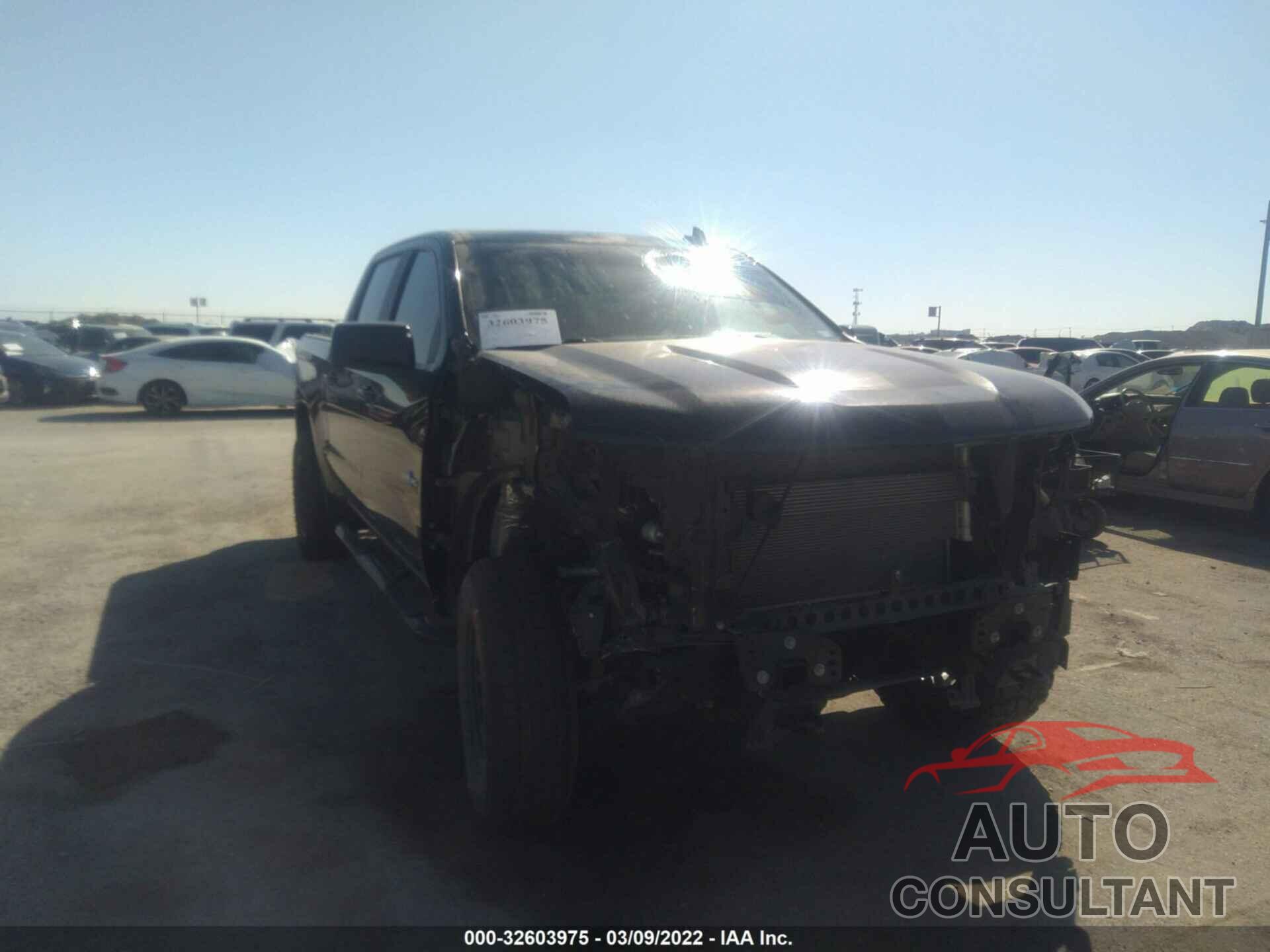 CHEVROLET SILVERADO 1500 2020 - 3GCUYEED6LG233559