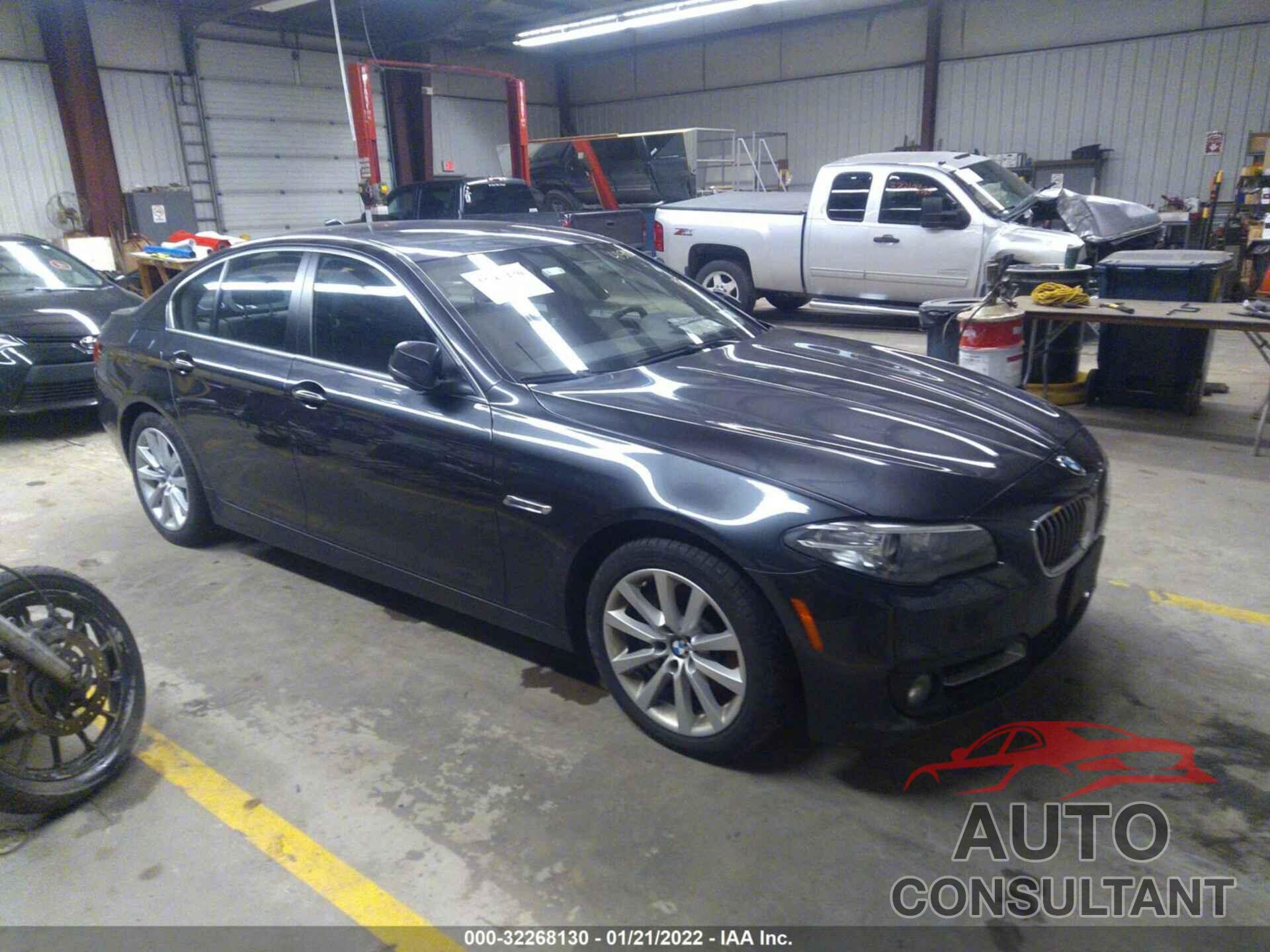 BMW 5 SERIES 2016 - WBA5B3C52GD549093