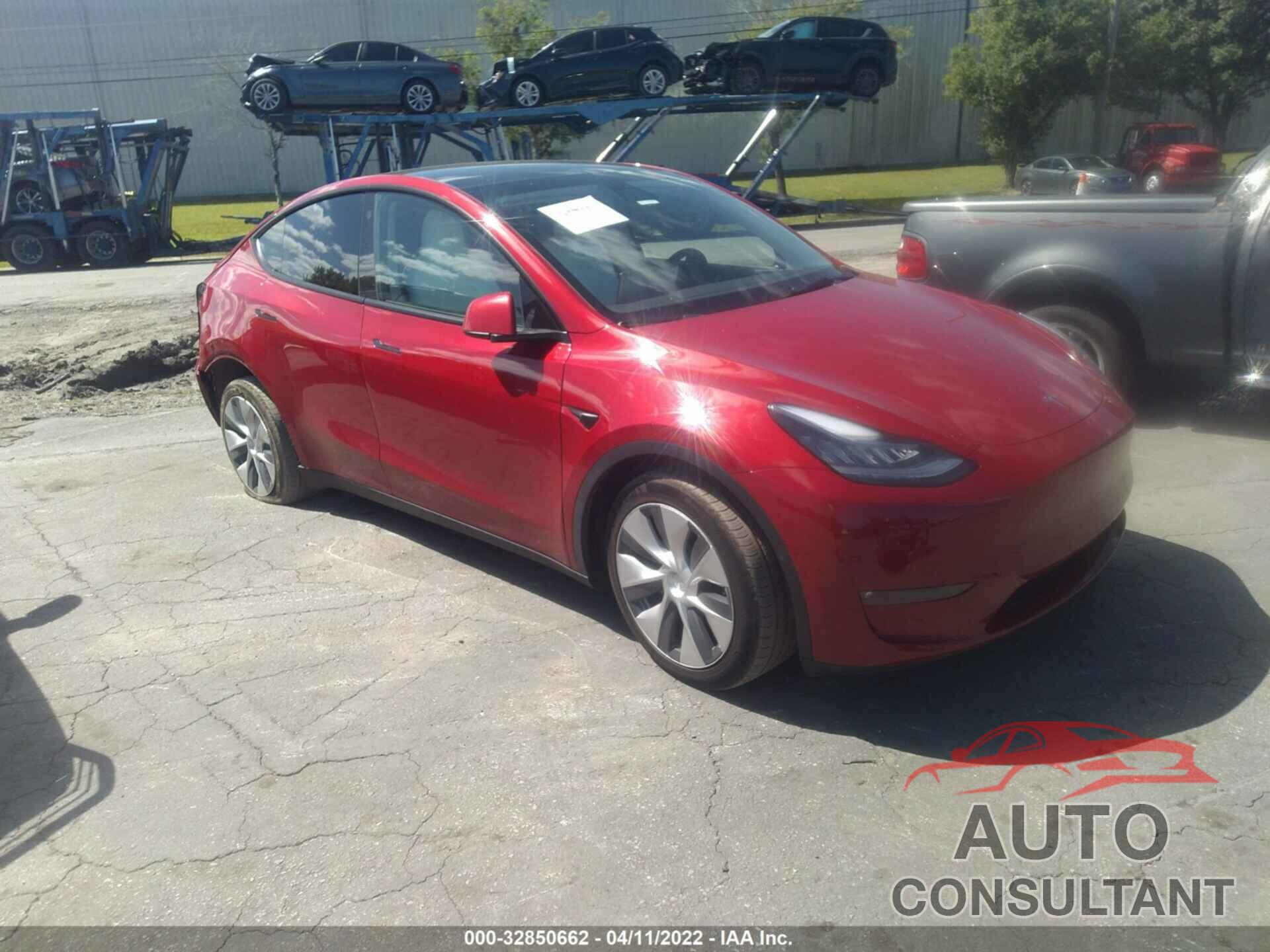 TESLA MODEL Y 2021 - 5YJYGDEE1MF186777