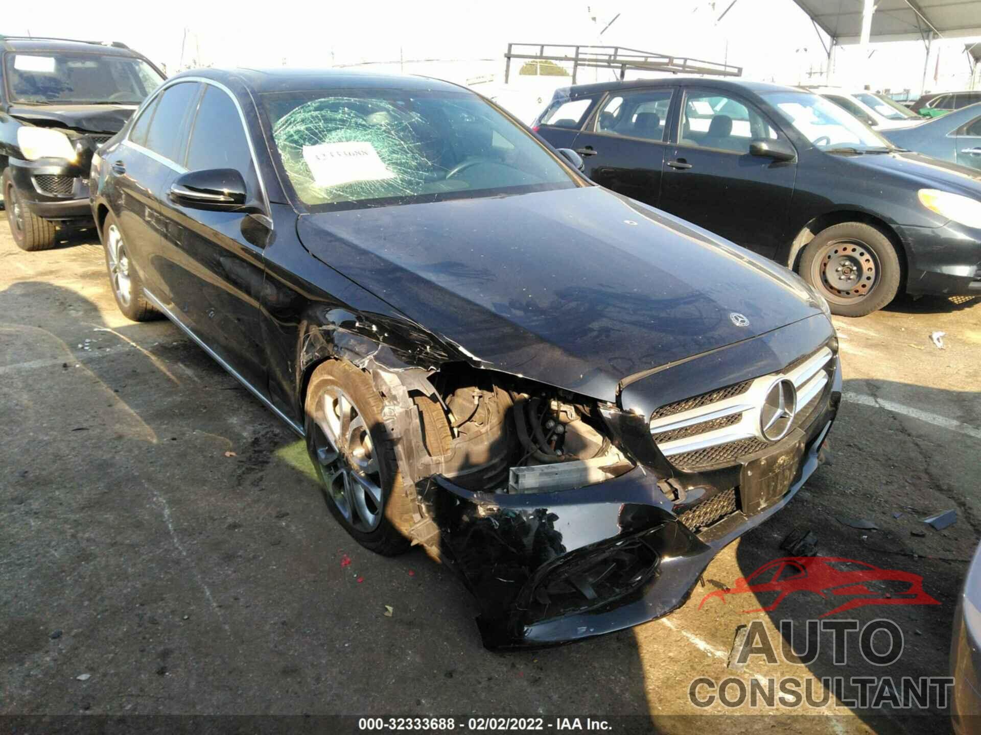 MERCEDES-BENZ C-CLASS 2018 - 55SWF4JB7JU235772