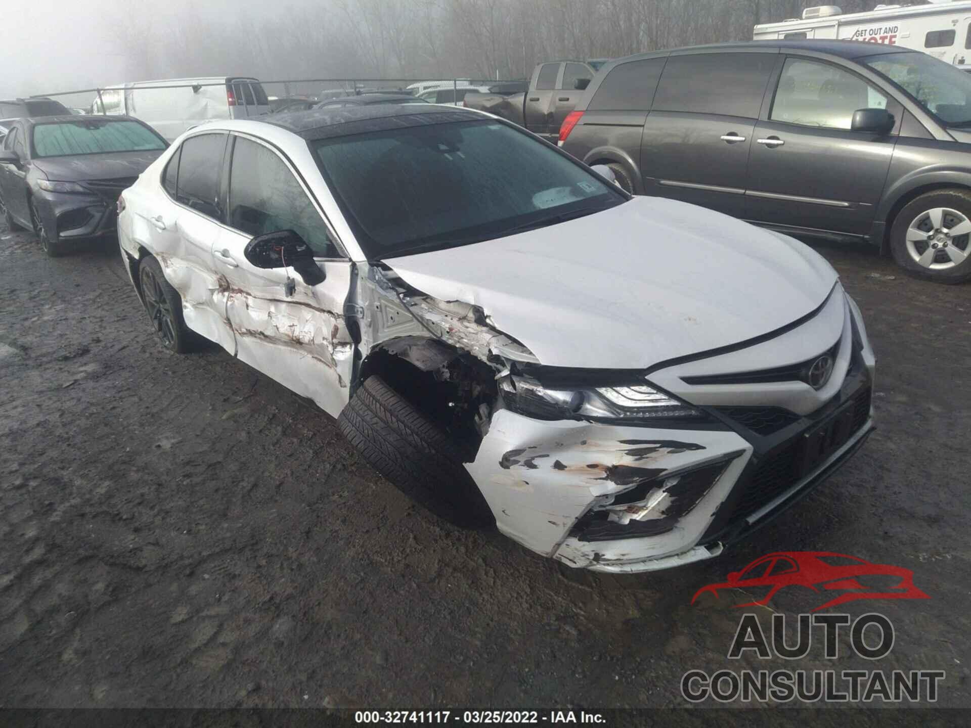 TOYOTA CAMRY 2021 - 4T1K61AK4MU427026