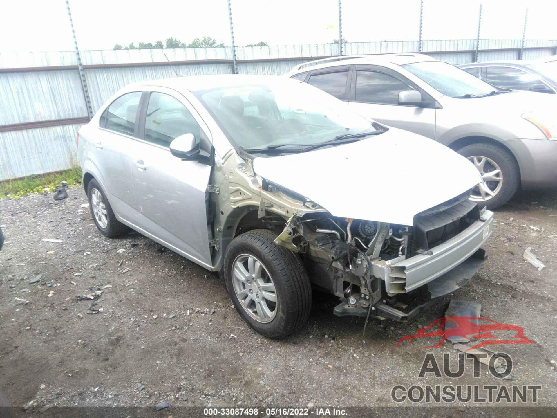 CHEVROLET SONIC 2016 - 1G1JC5SG2G4136726