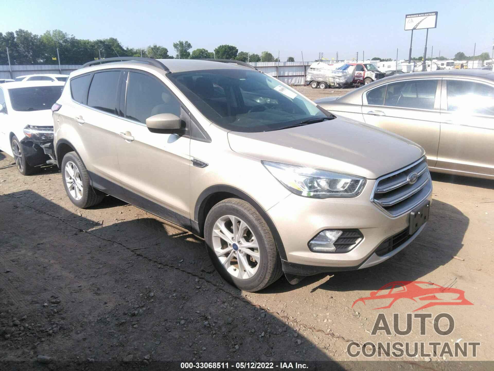 FORD ESCAPE 2017 - 1FMCU0GD2HUE64479