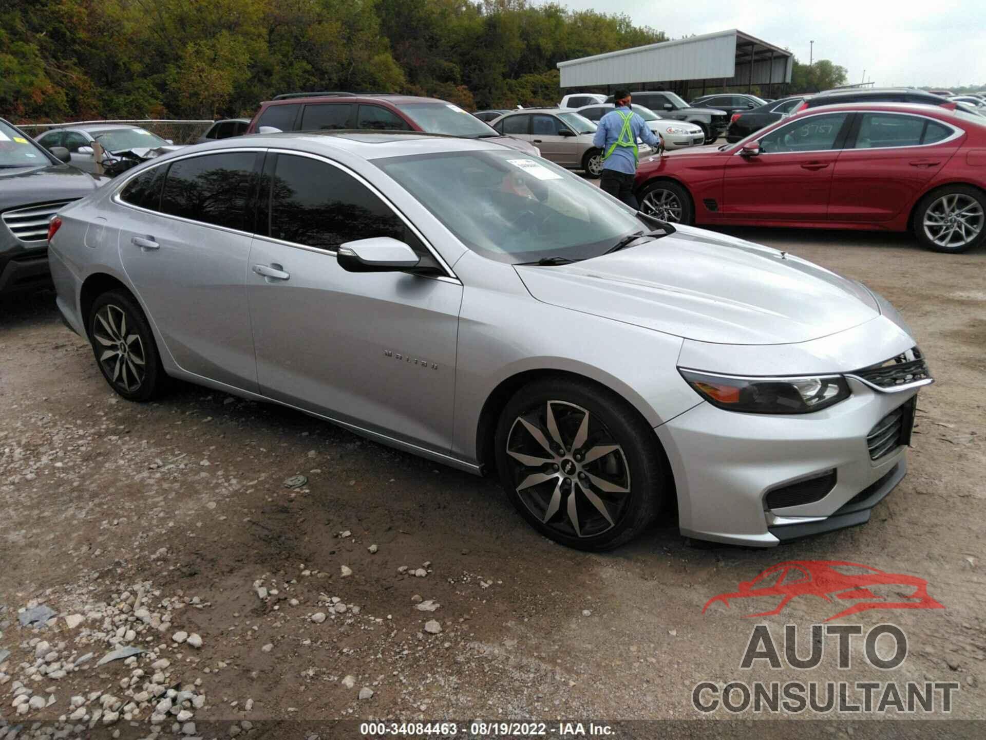 CHEVROLET MALIBU 2017 - 1G1ZE5ST9HF174597