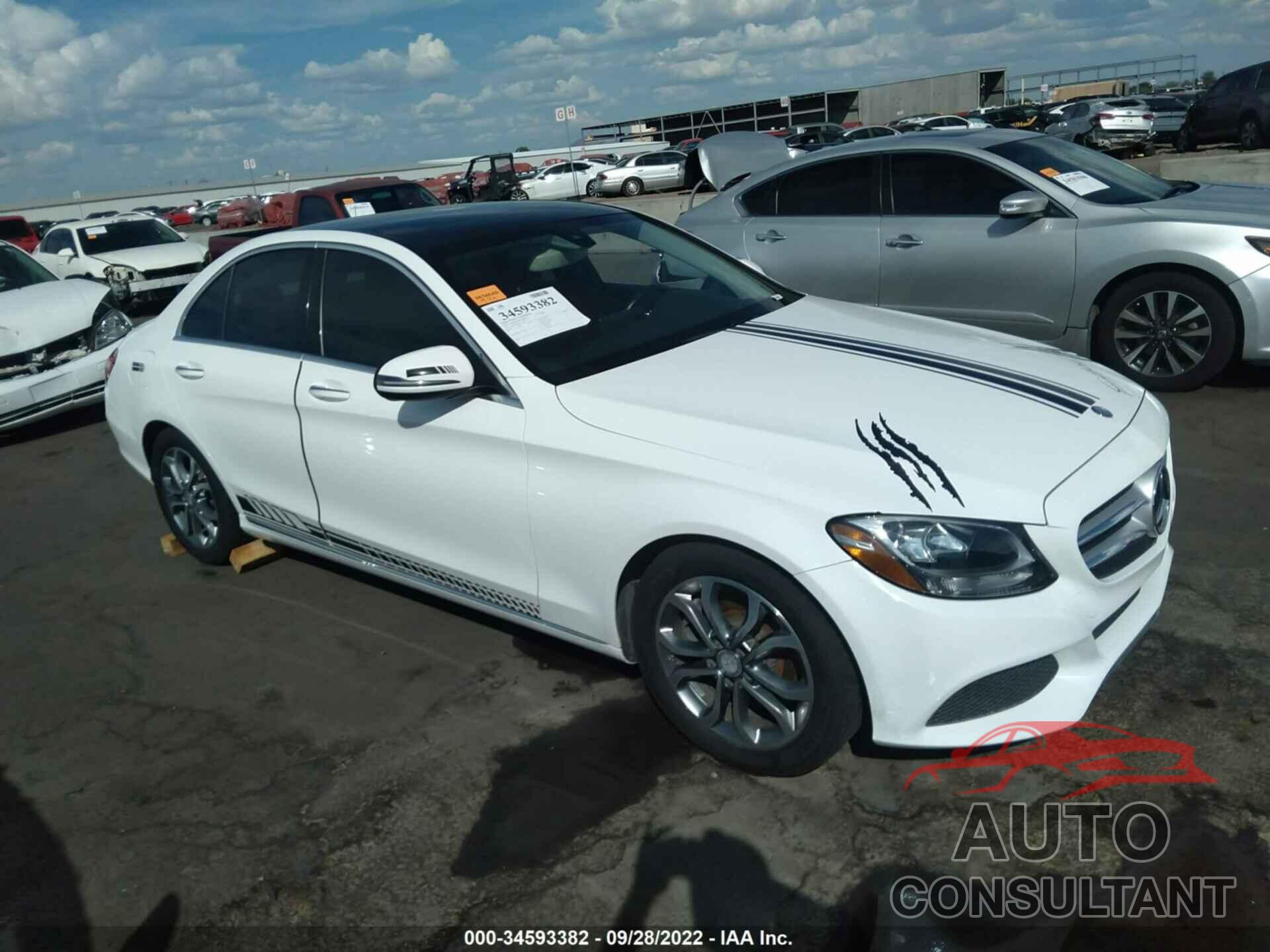 MERCEDES-BENZ C-CLASS 2016 - 55SWF4JB1GU173083