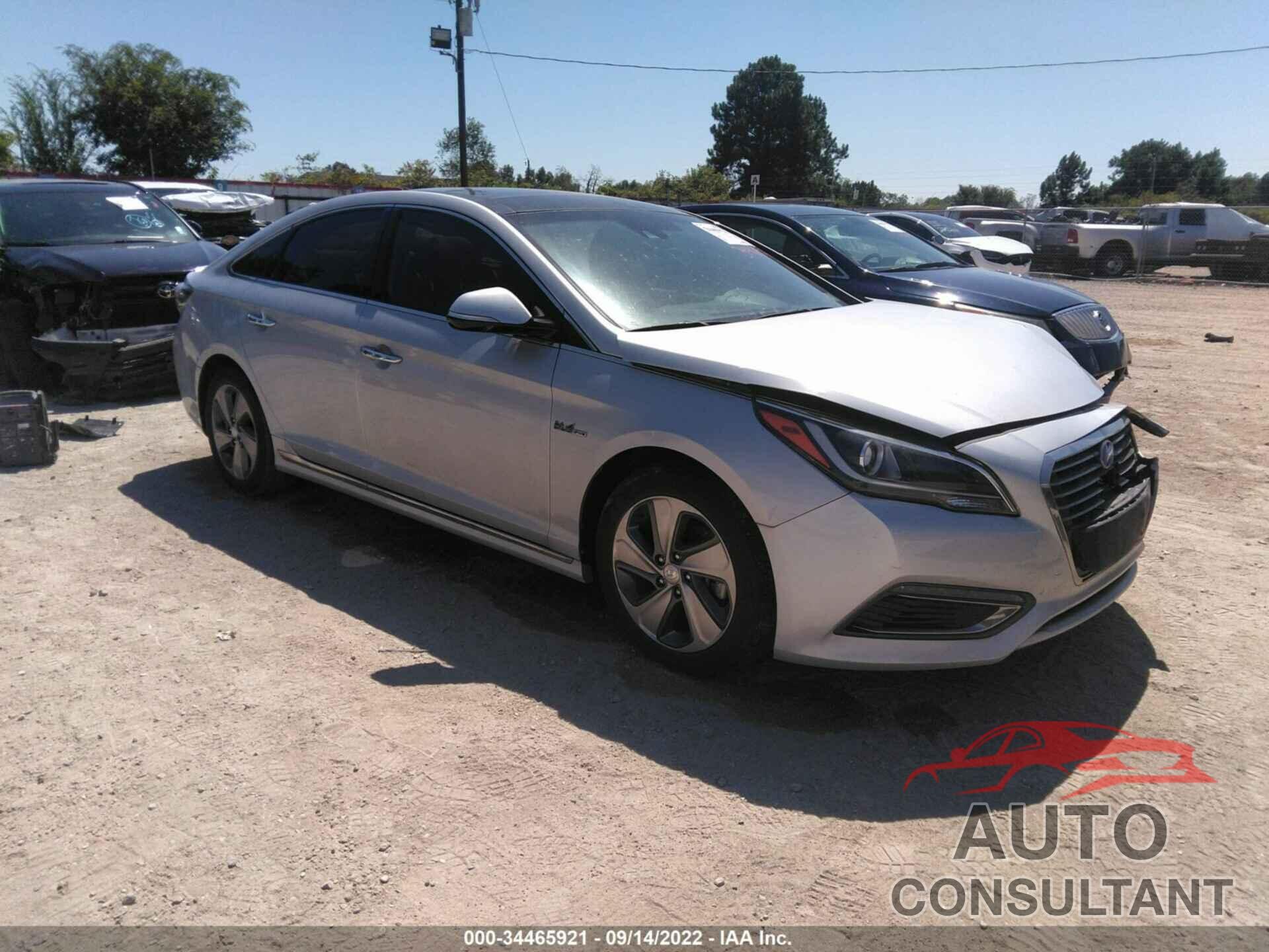 HYUNDAI SONATA HYBRID 2017 - KMHE34L3XHA072609