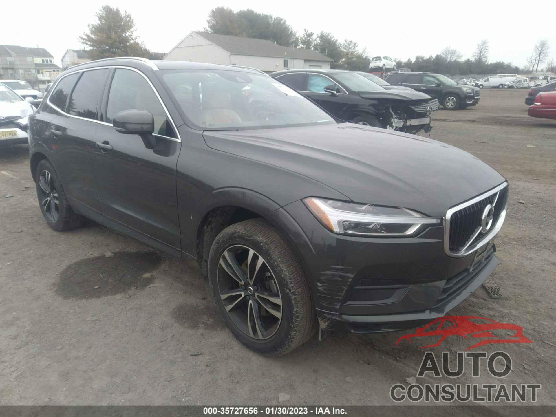 VOLVO XC60 2018 - LYV102RK2JB106166