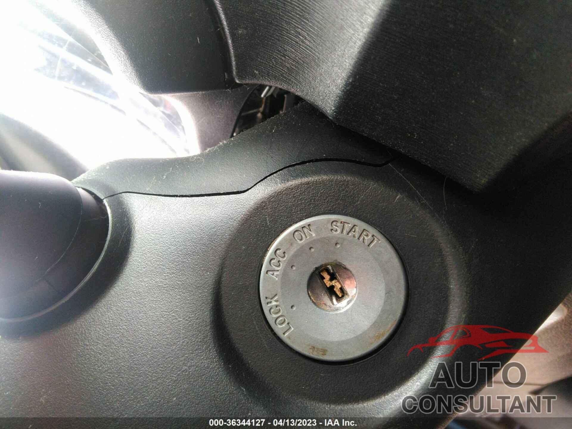 TOYOTA YARIS 2013 - JTDJTUD33DD565641