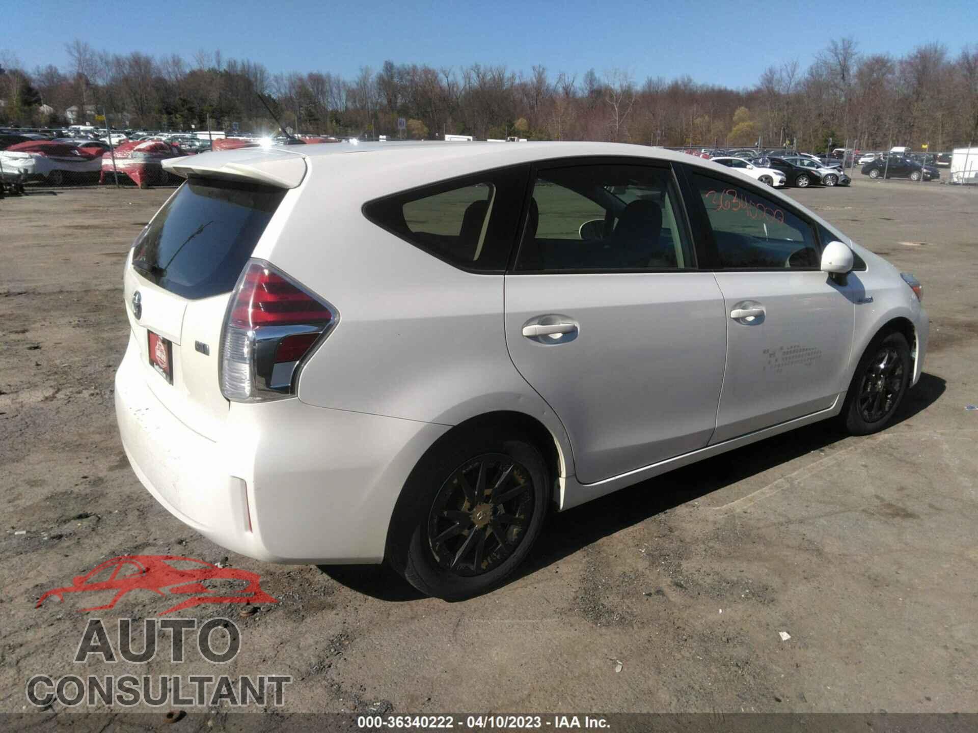 TOYOTA PRIUS V 2015 - JTDZN3EU4FJ017960