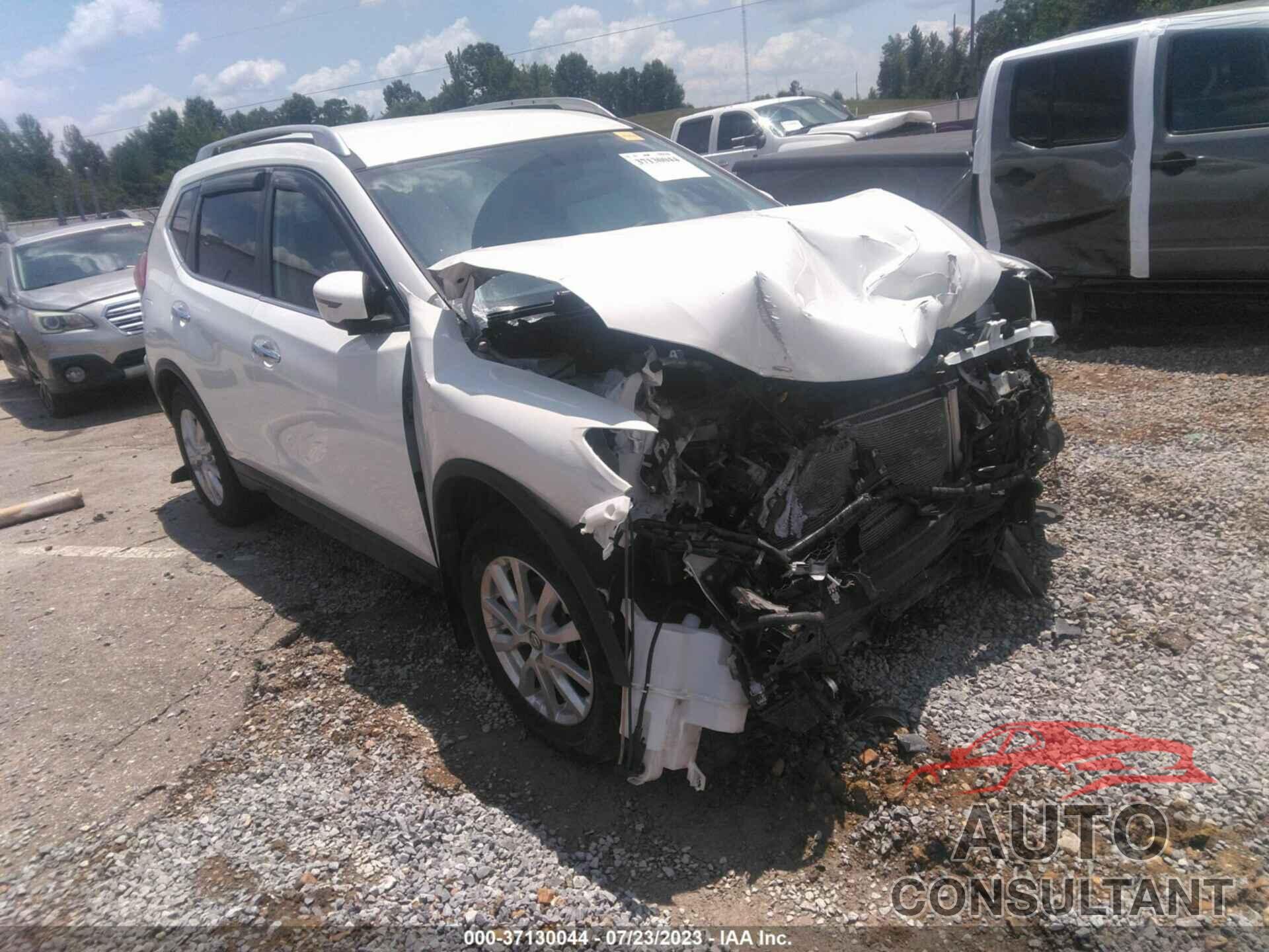 NISSAN ROGUE 2017 - 5N1AT2MT7HC858552