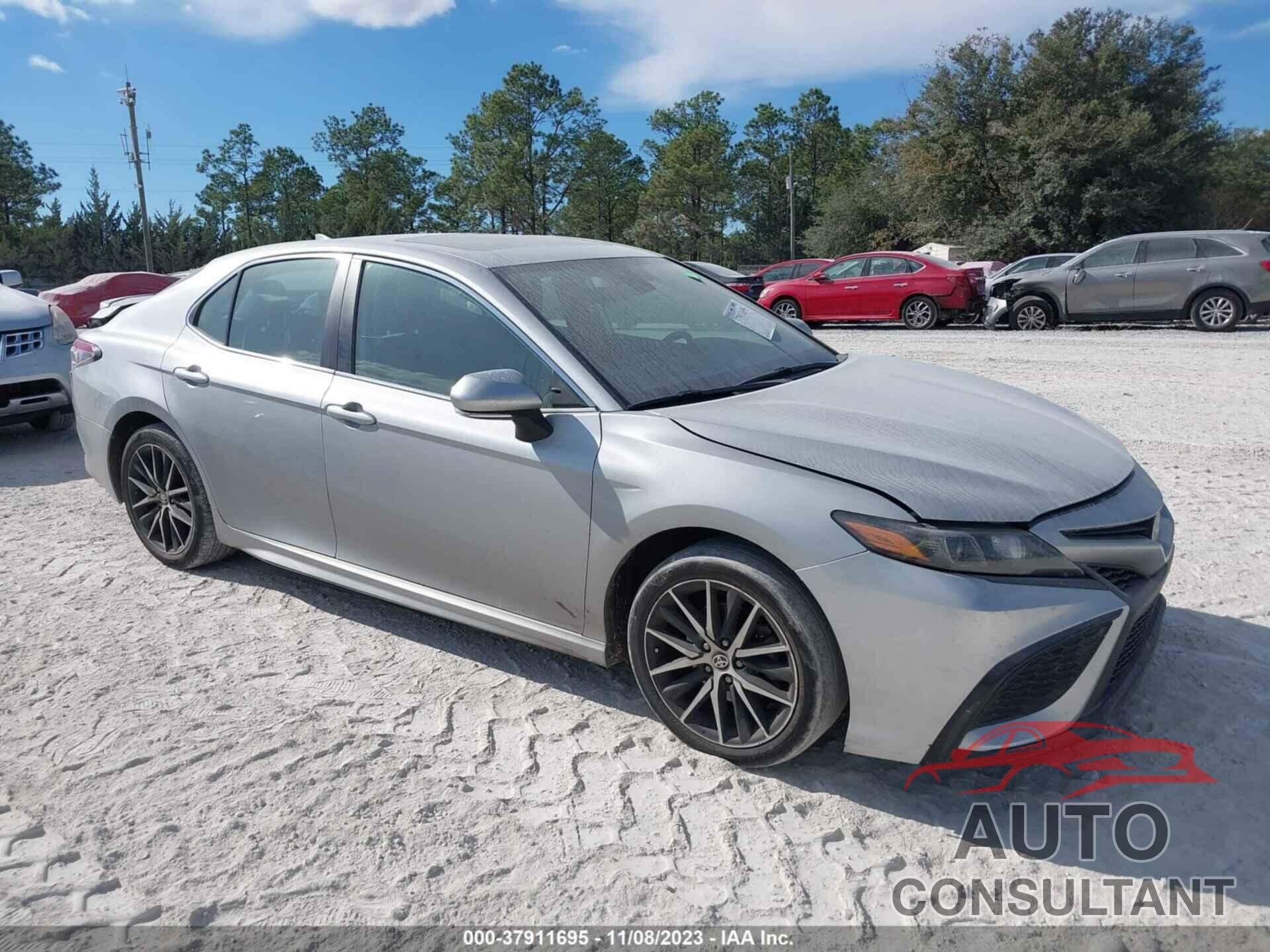 TOYOTA CAMRY 2021 - 4T1G11AK1MU594948