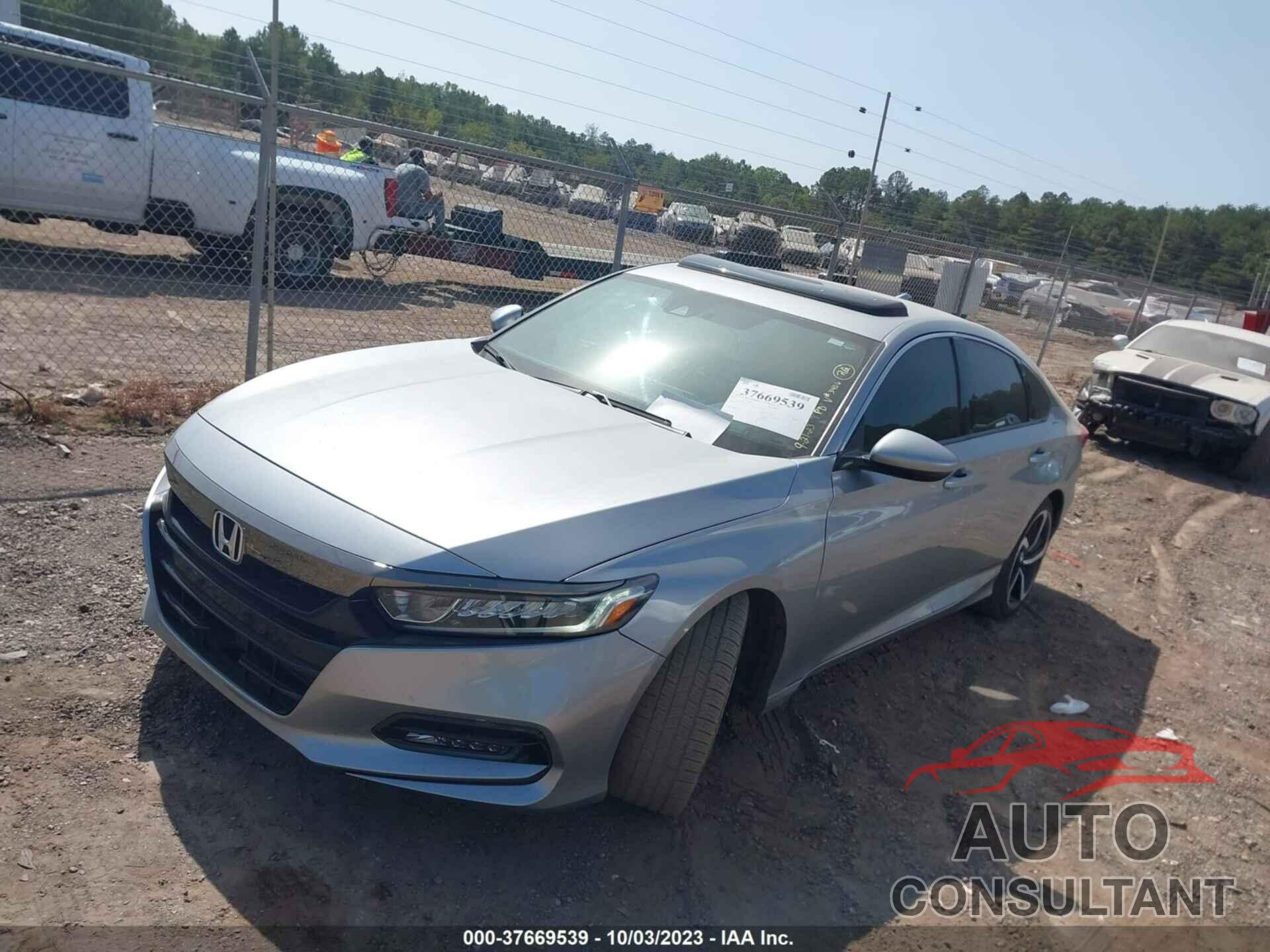 HONDA ACCORD 2018 - 1HGCV2F33JA033406