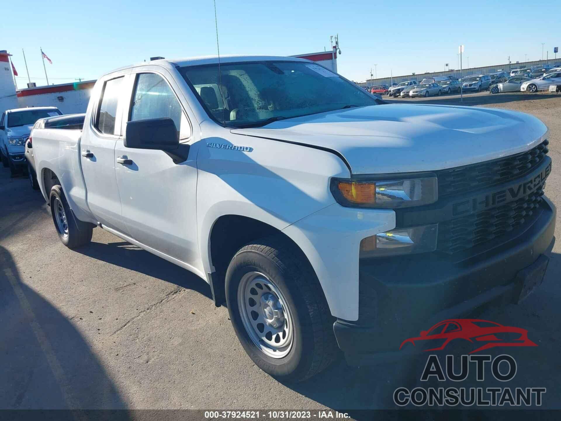 CHEVROLET SILVERADO 1500 2020 - 1GCRWAEH9LZ103766