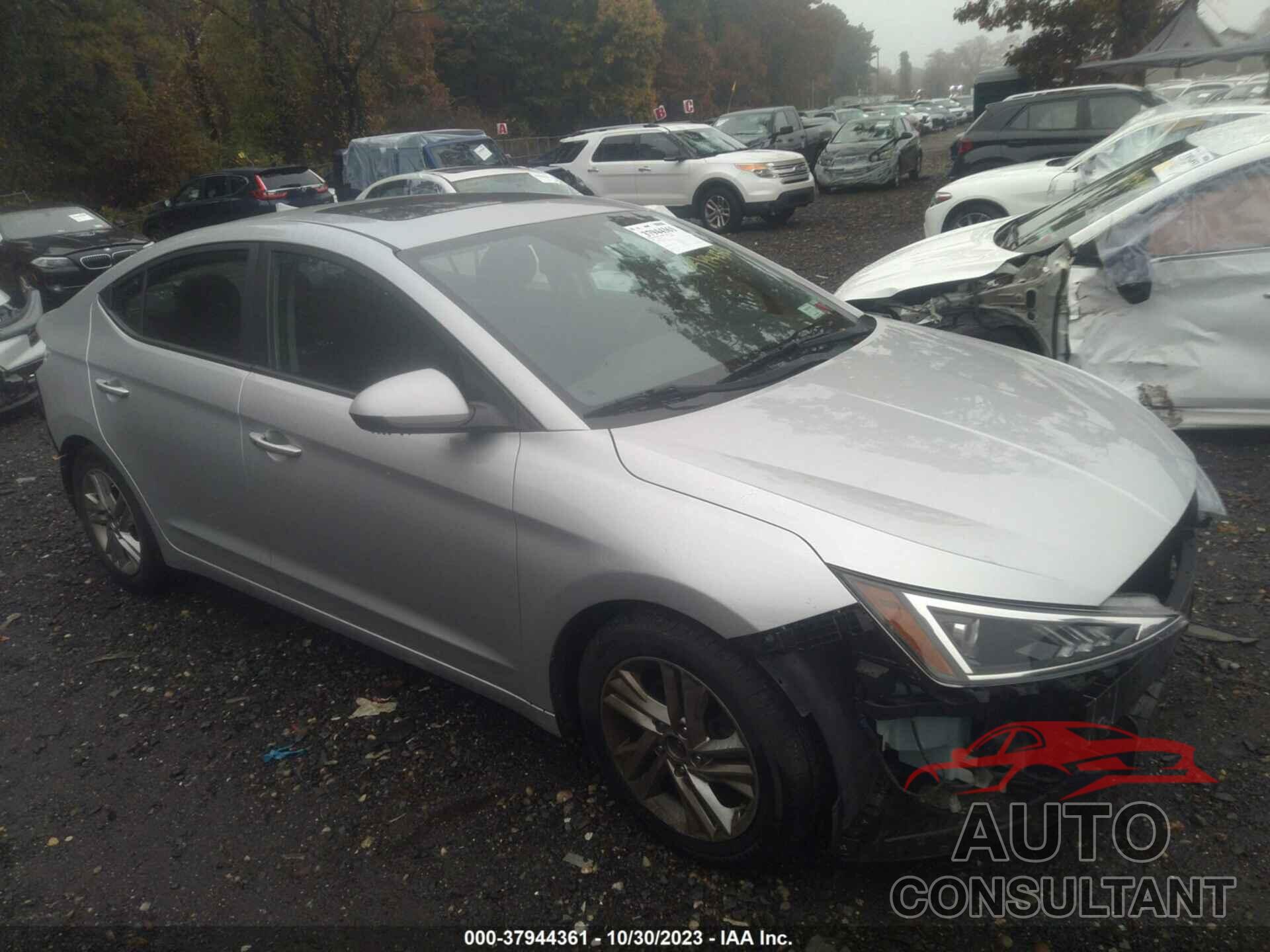 HYUNDAI ELANTRA 2019 - KMHD84LF1KU786870