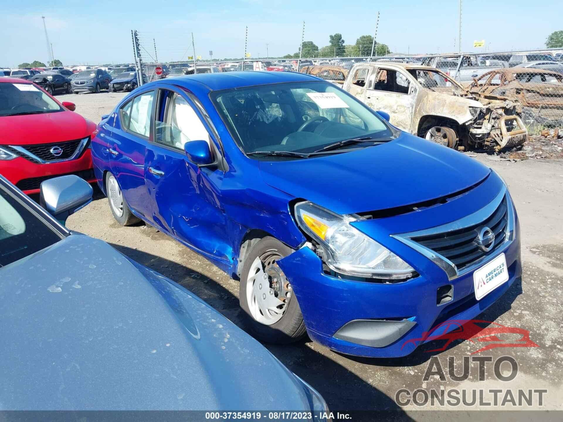 NISSAN VERSA 2017 - 3N1CN7APXHL839917