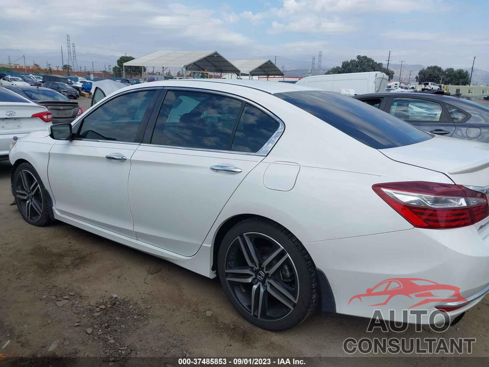 HONDA ACCORD 2017 - 1HGCR2F10HA030542