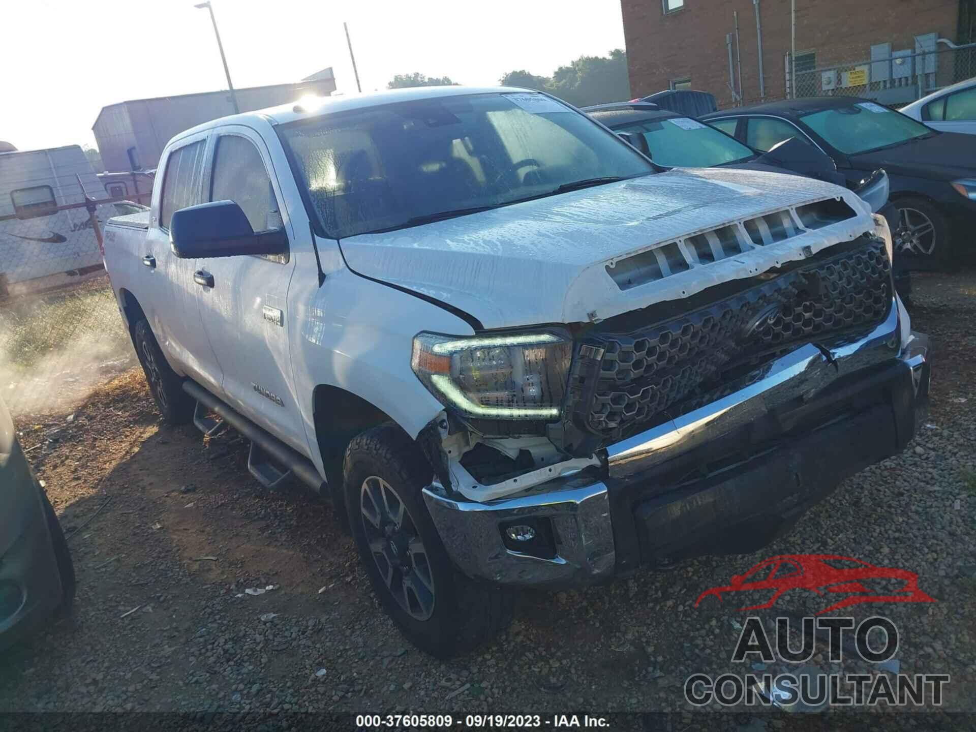 TOYOTA TUNDRA 2018 - 5TFDY5F10JX701184