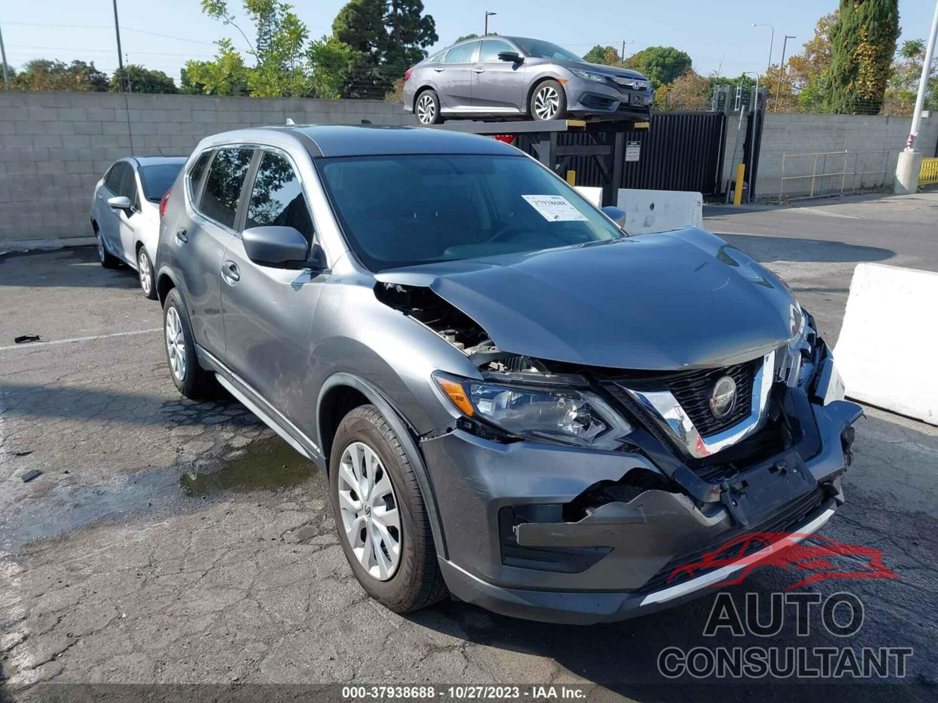 NISSAN ROGUE 2018 - KNMAT2MT3JP529091