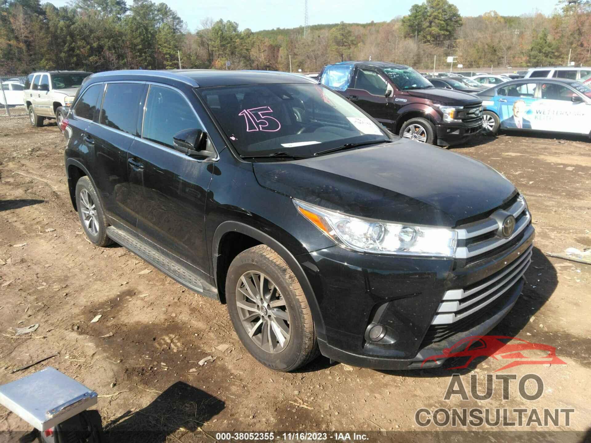 TOYOTA HIGHLANDER 2018 - 5TDKZRFH9JS543040
