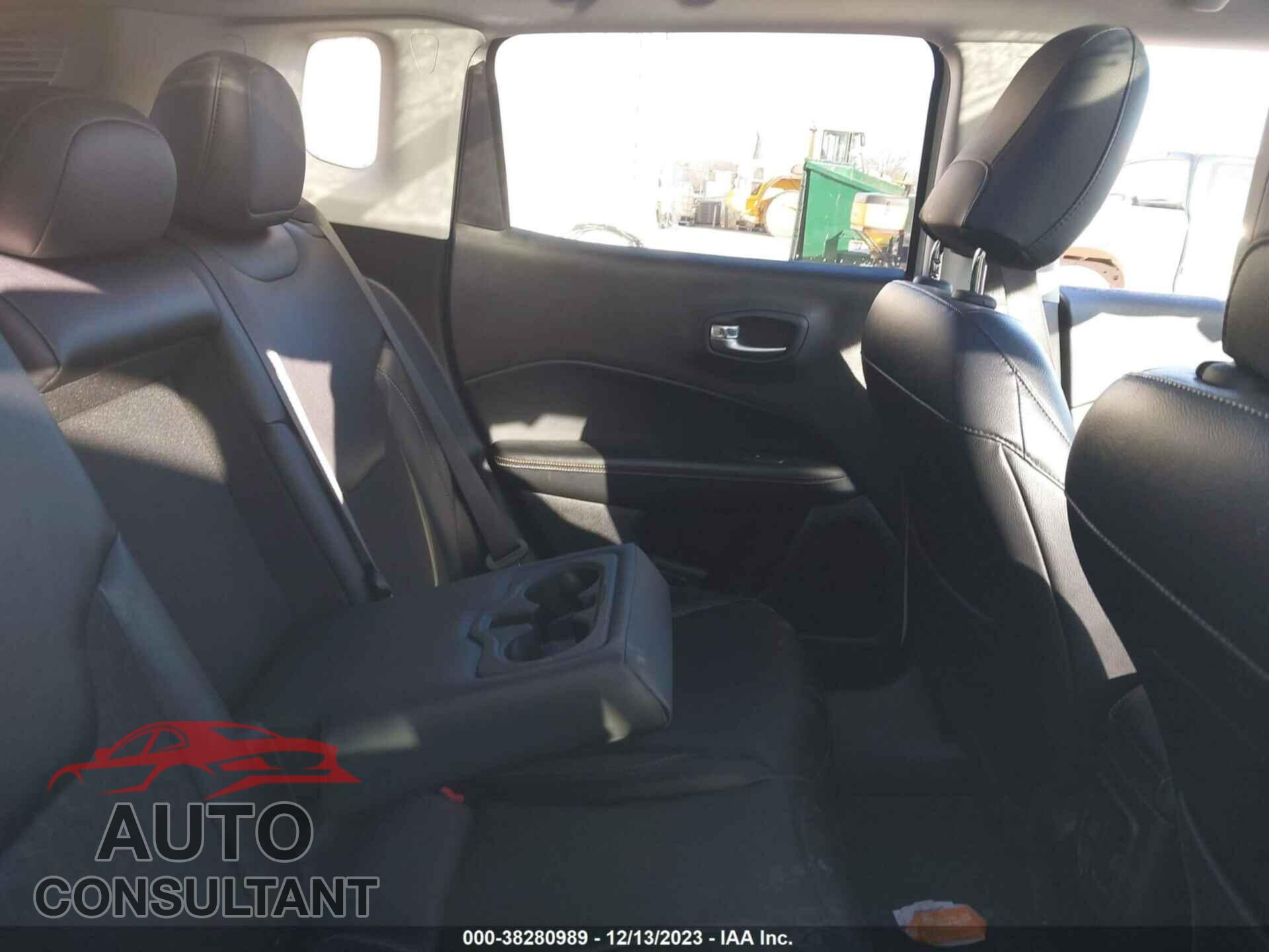 JEEP COMPASS 2017 - 3C4NJCBB2HT669419
