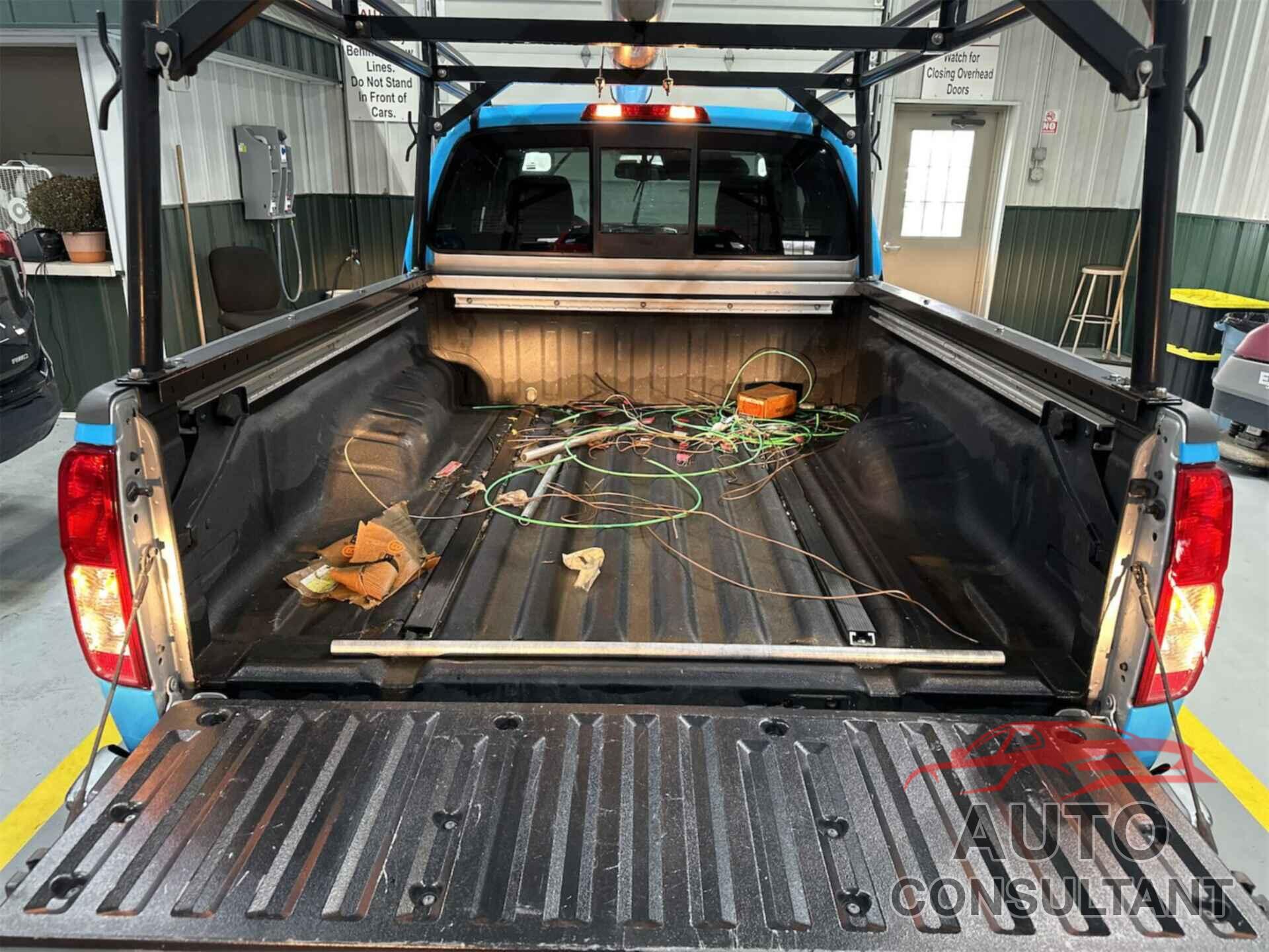 NISSAN FRONTIER 2018 - 1N6DD0CW7JN723593