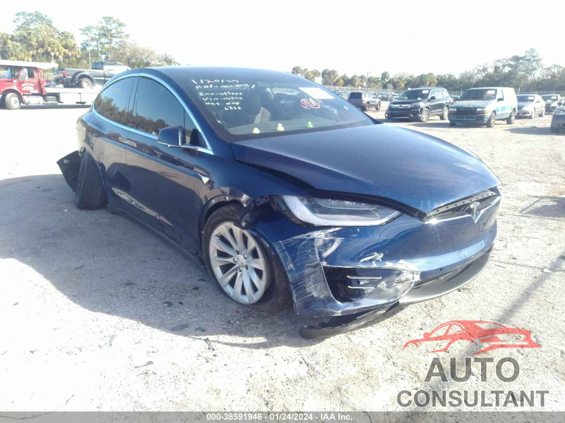 TESLA MODEL X 2018 - 5YJXCAE22JF112744