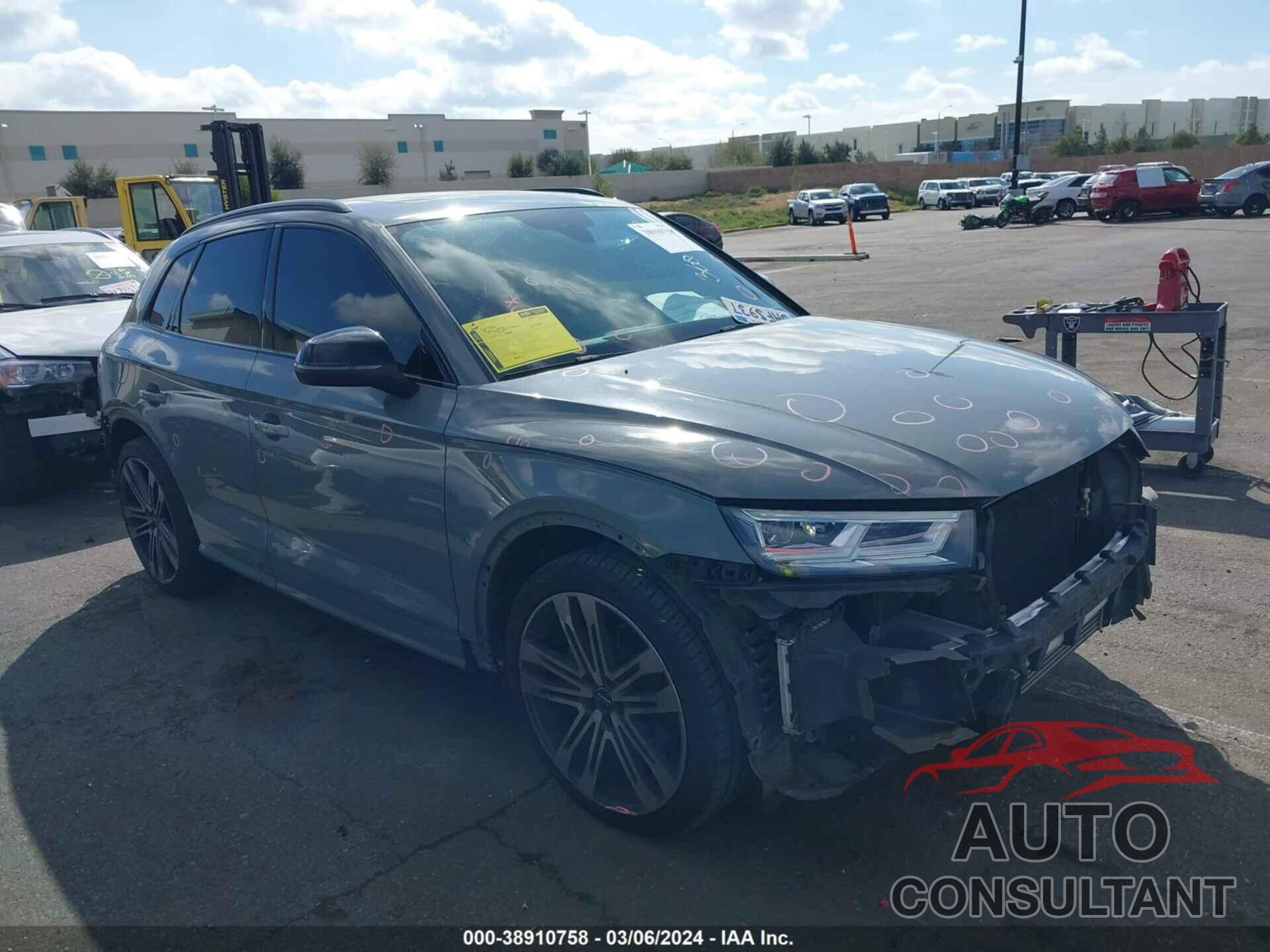 AUDI SQ5 2019 - WA1B4AFY7K2028377