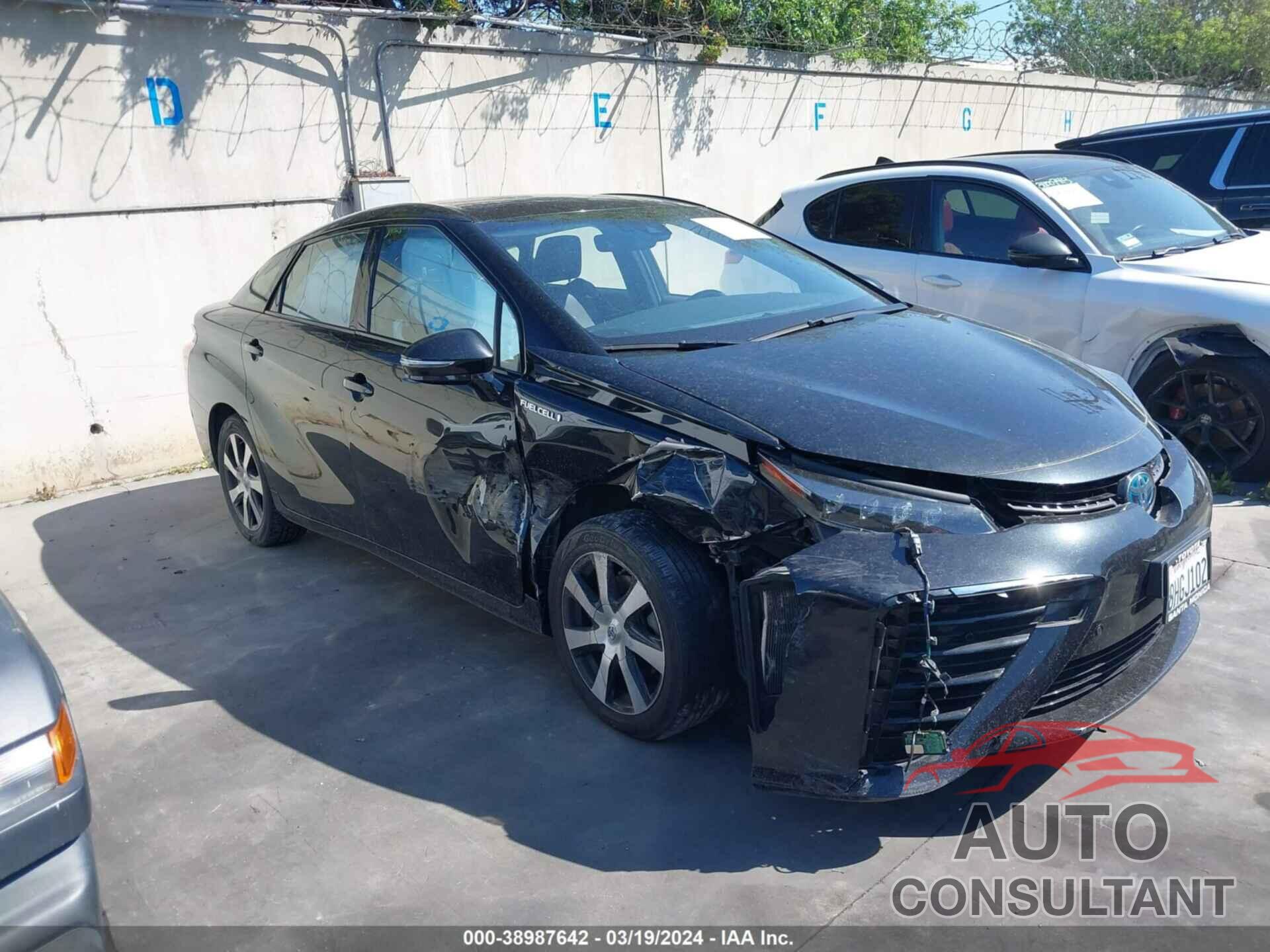 TOYOTA MIRAI 2019 - JTDBVRBDXKA005606