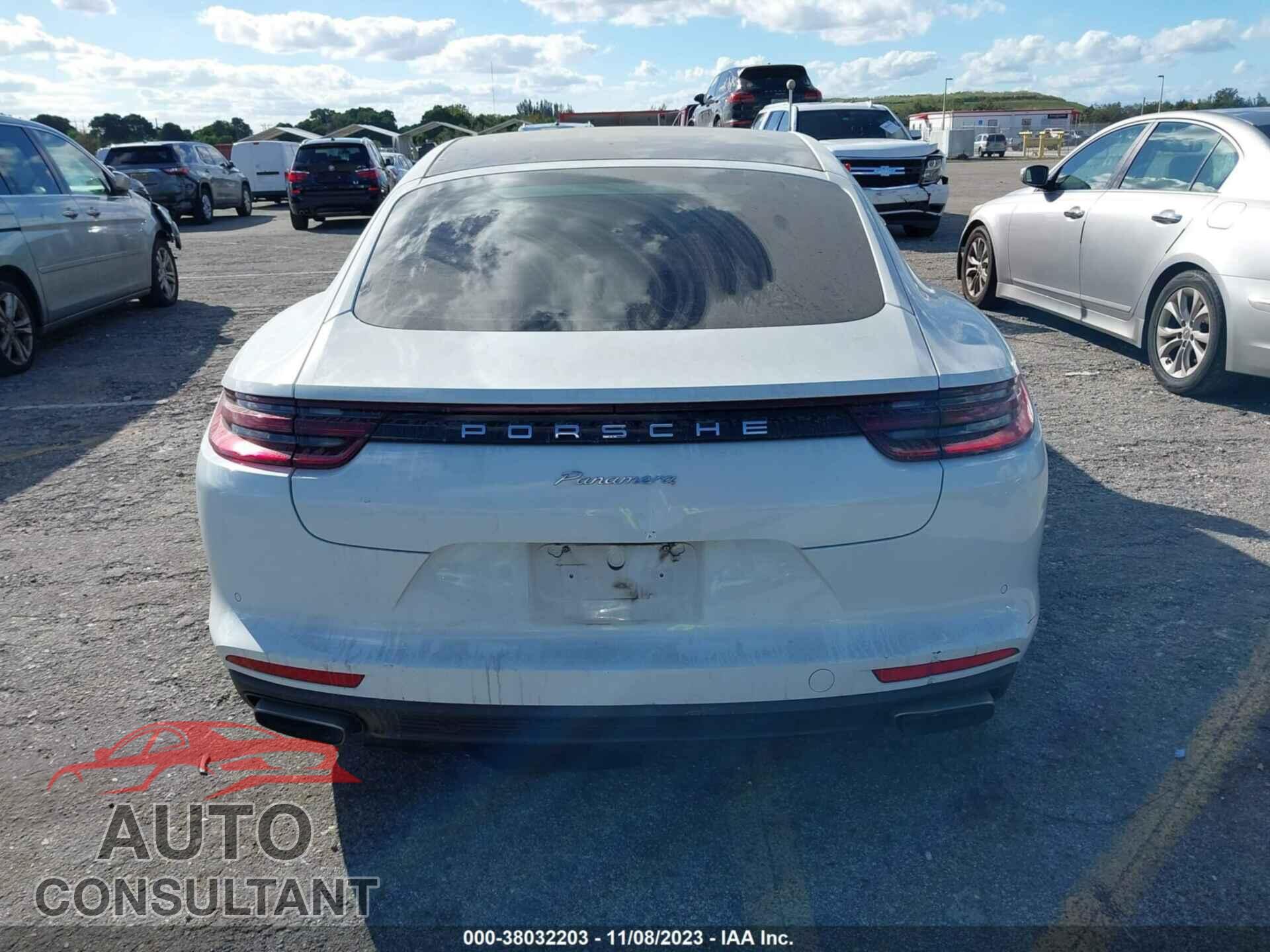 PORSCHE PANAMERA 2017 - WP0AA2A71HL103415
