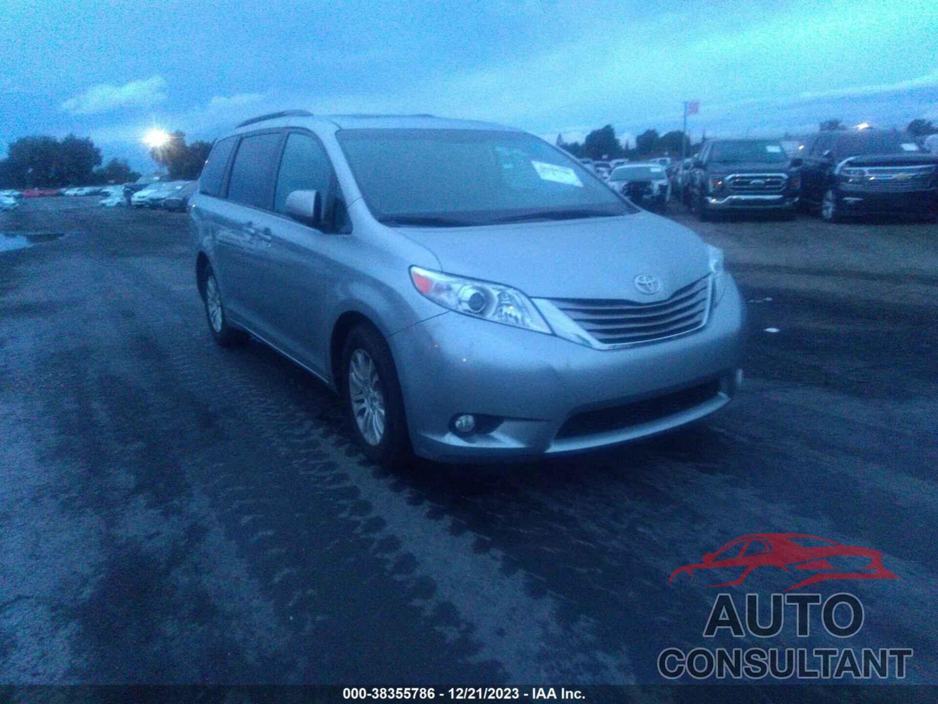 TOYOTA SIENNA 2016 - 5TDYK3DC4GS693505