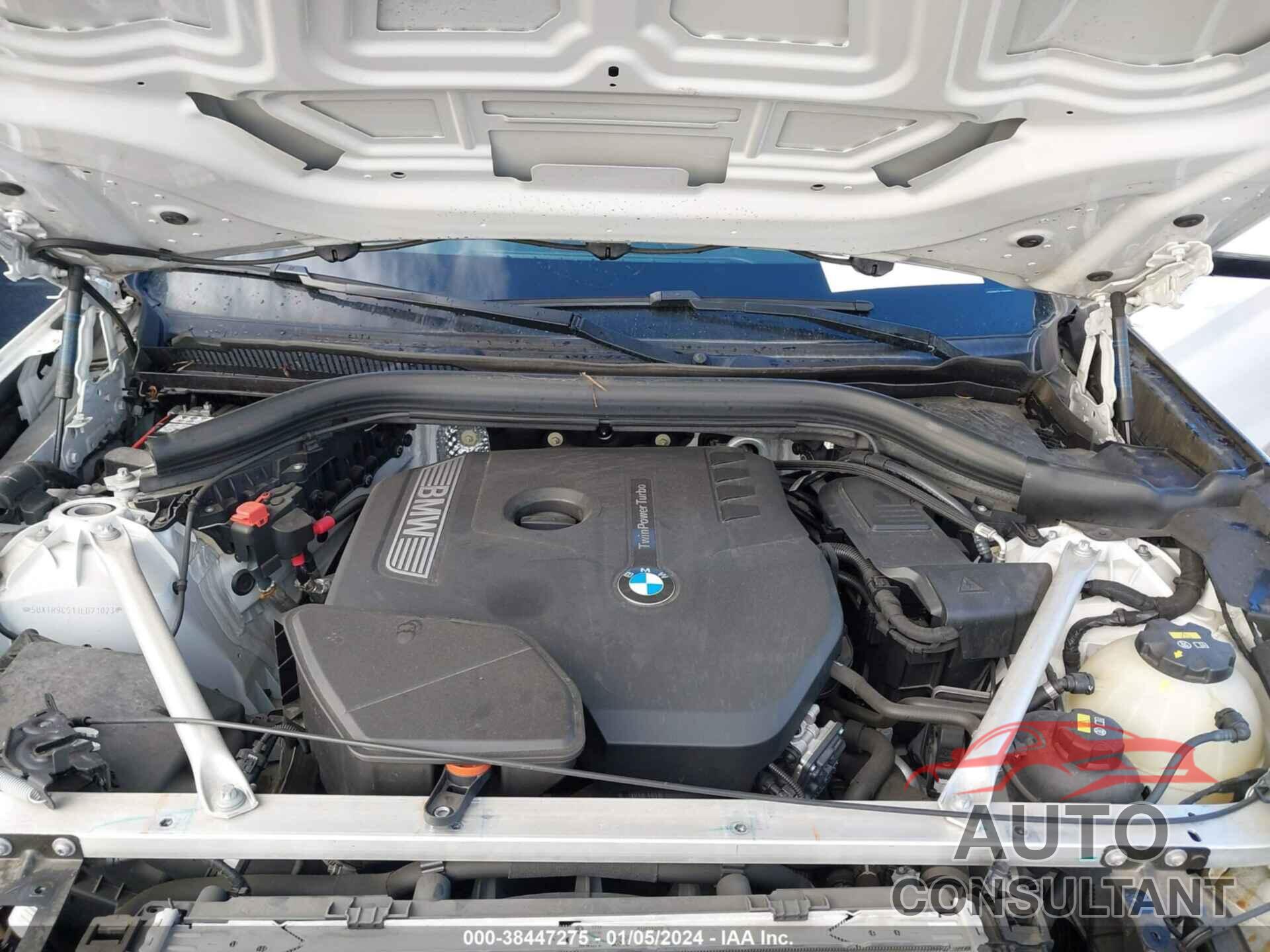 BMW X3 2018 - 5UXTR9C51JLD71023