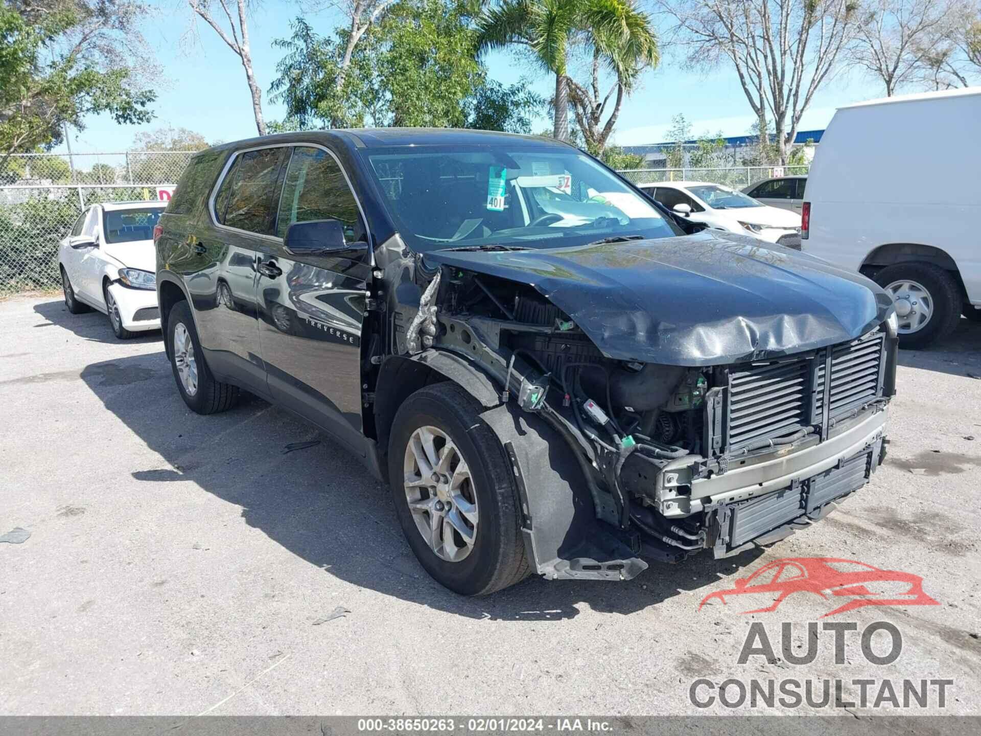 CHEVROLET TRAVERSE 2018 - 1GNEVFKW8JJ230187