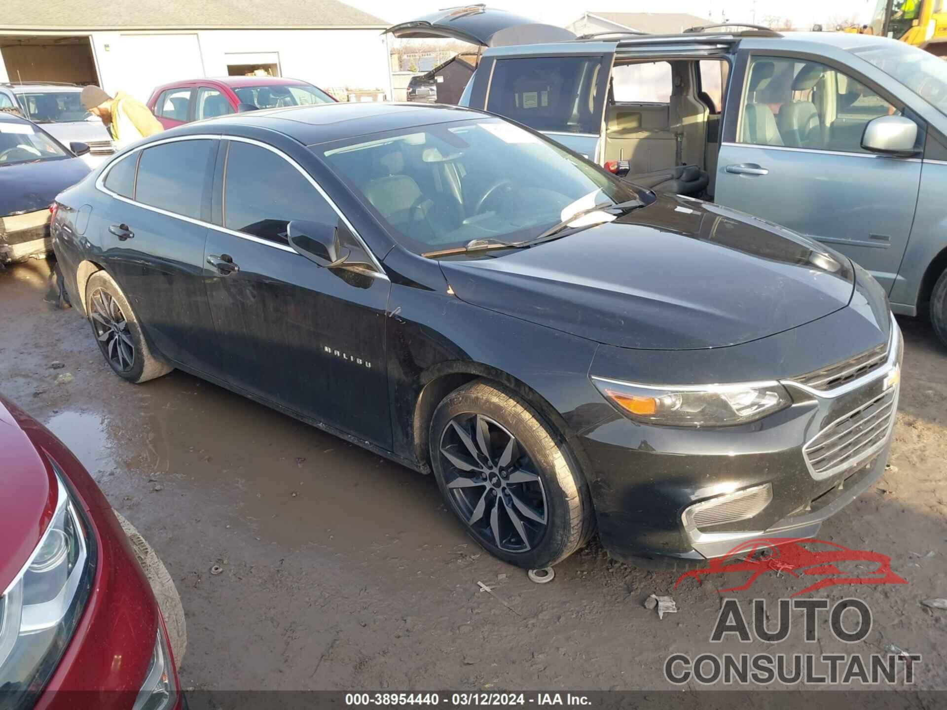CHEVROLET MALIBU 2018 - 1G1ZD5ST8JF189097