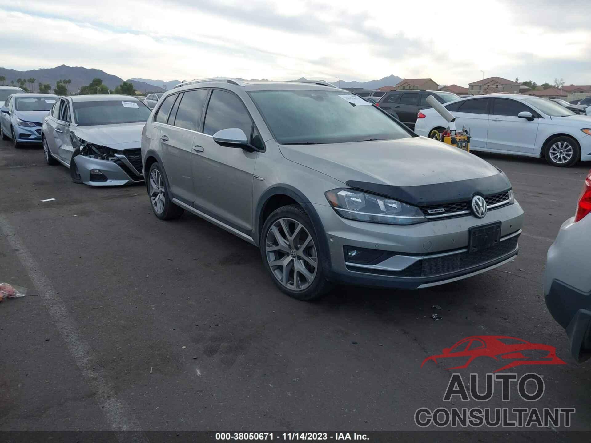 VOLKSWAGEN GOLF ALLTRACK 2018 - 3VWH17AU6JM761413