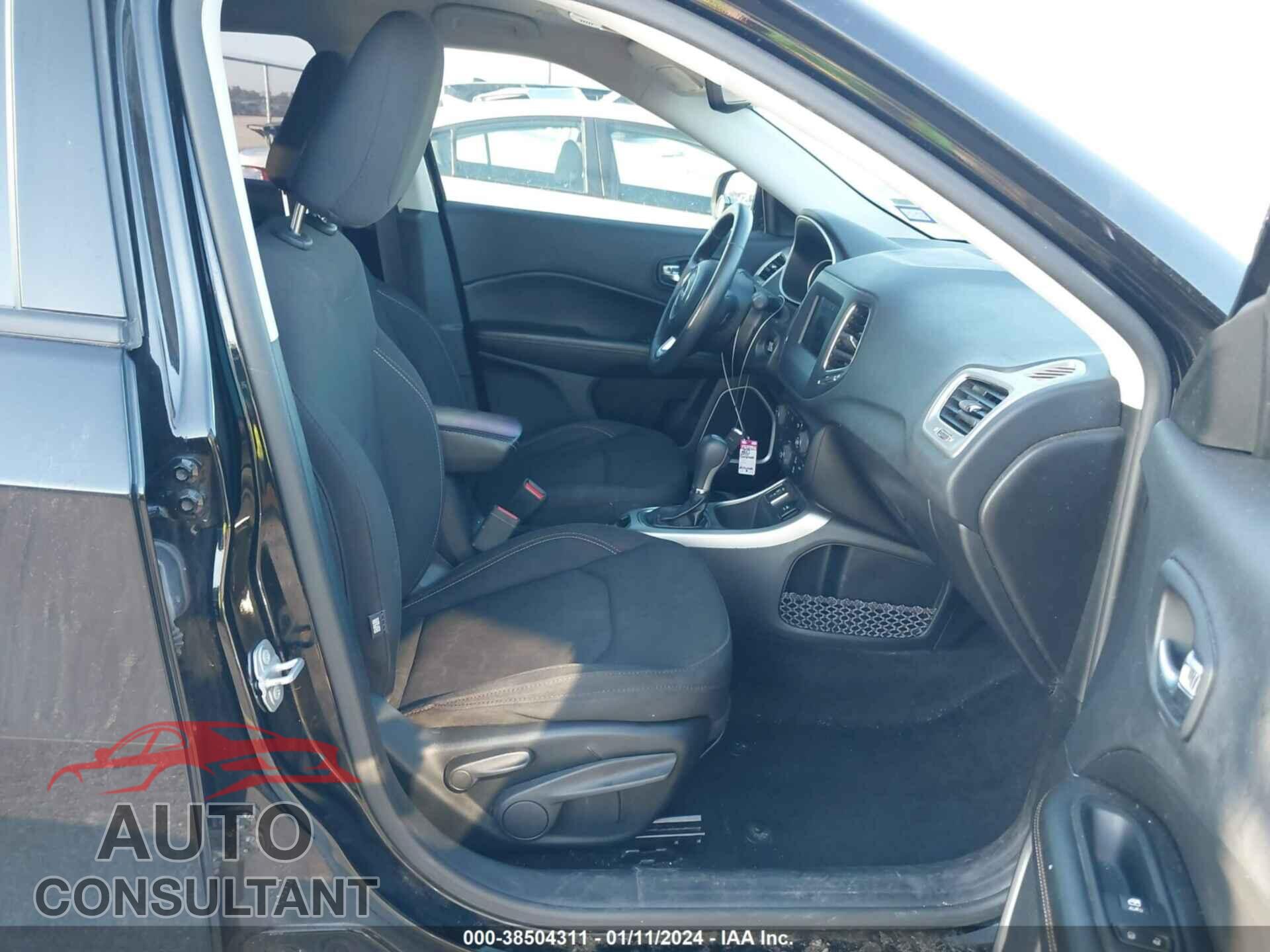 JEEP COMPASS 2019 - 3C4NJCAB9KT856357