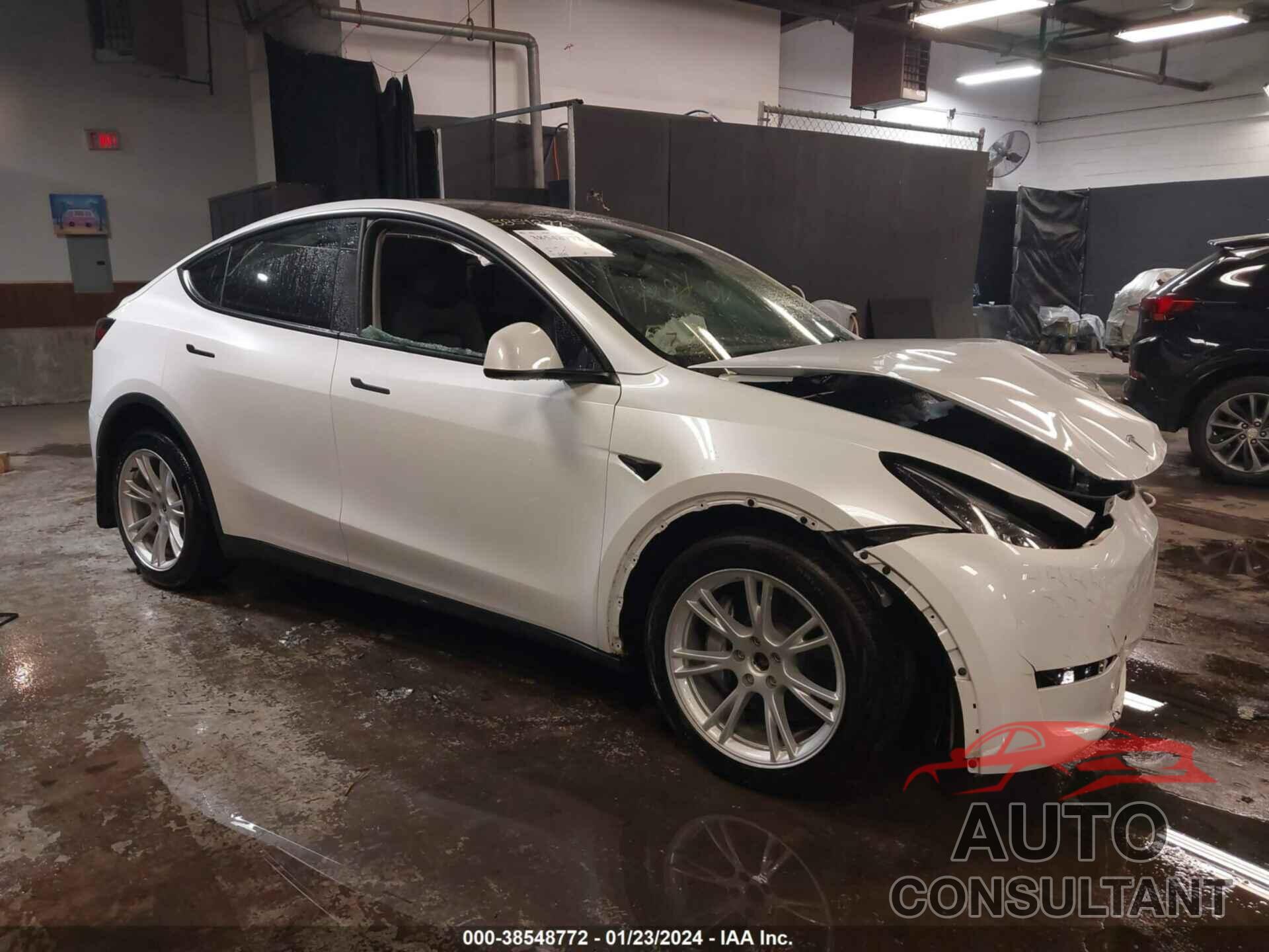 TESLA MODEL Y 2023 - 7SAYGDEEXPA101374