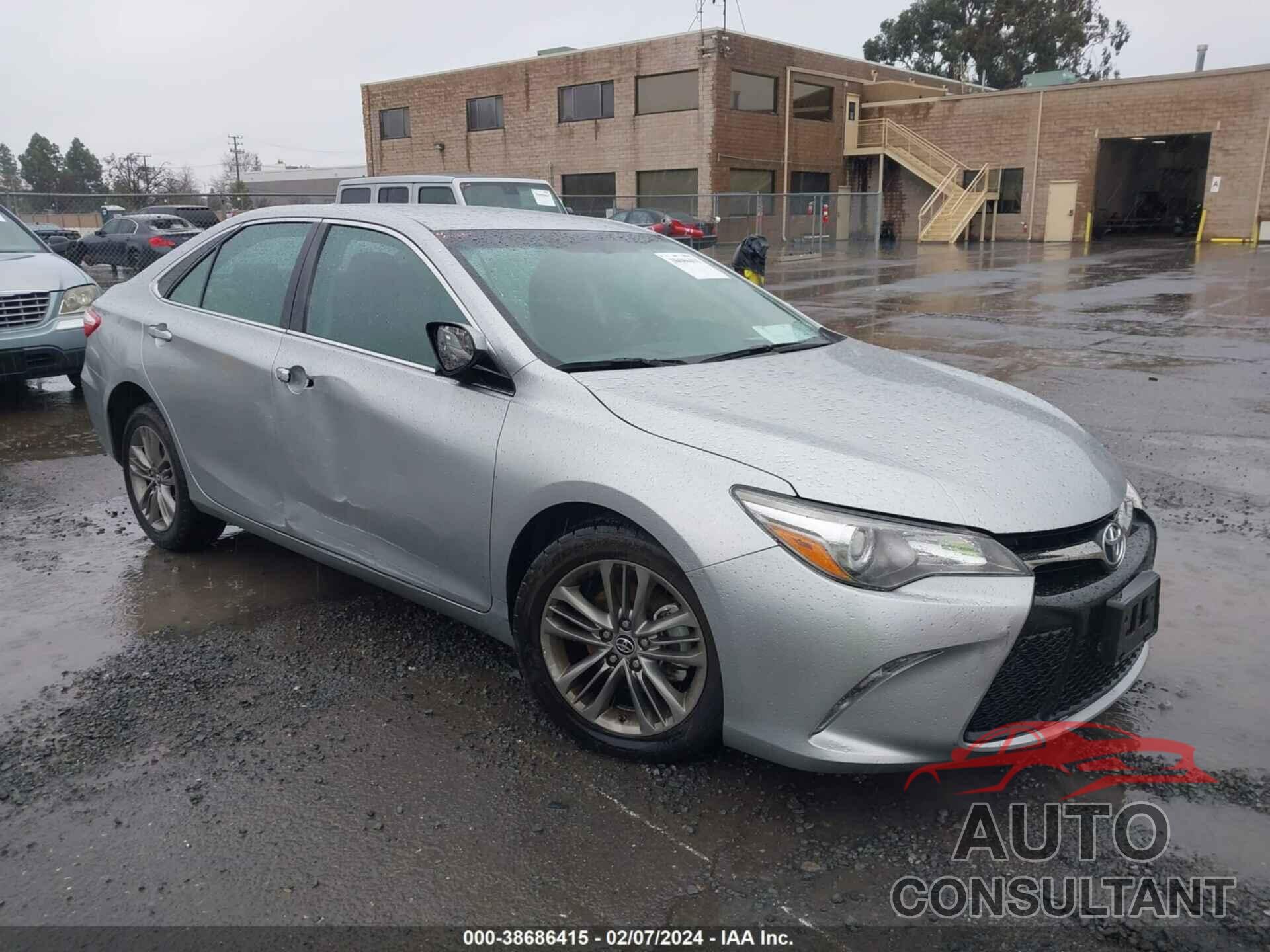 TOYOTA CAMRY 2016 - 4T1BF1FK5GU510011