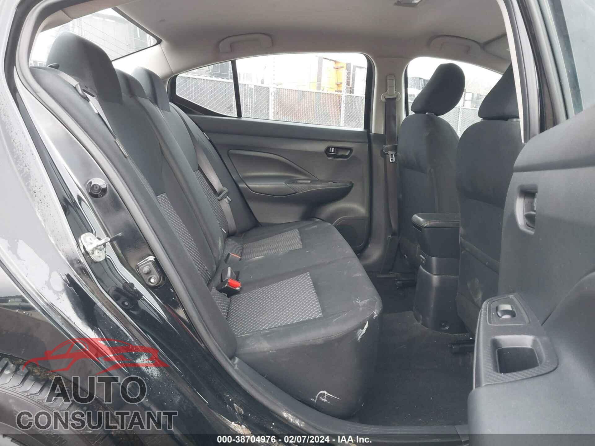 NISSAN VERSA 2020 - 3N1CN8DV5LL882408