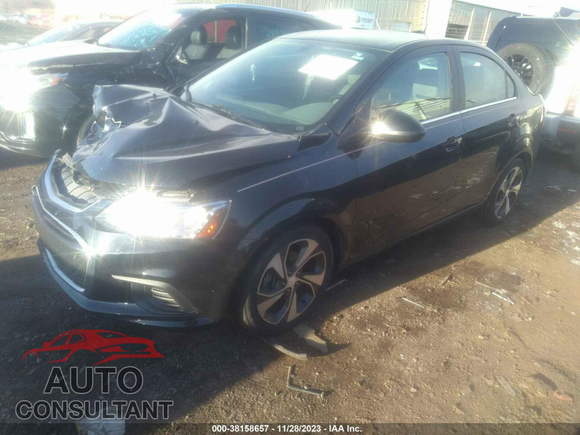 CHEVROLET SONIC 2017 - 1G1JF5SB2H4107045