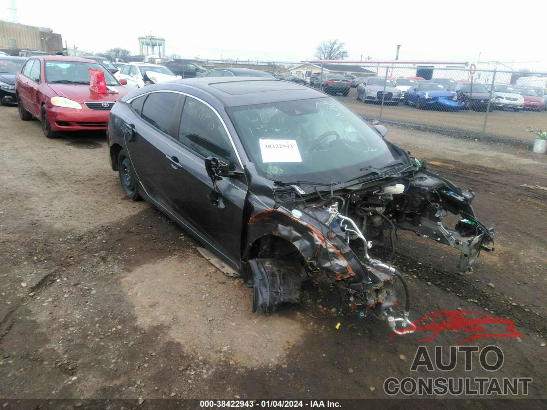 HONDA CIVIC 2018 - 2HGFC2F82JH598147