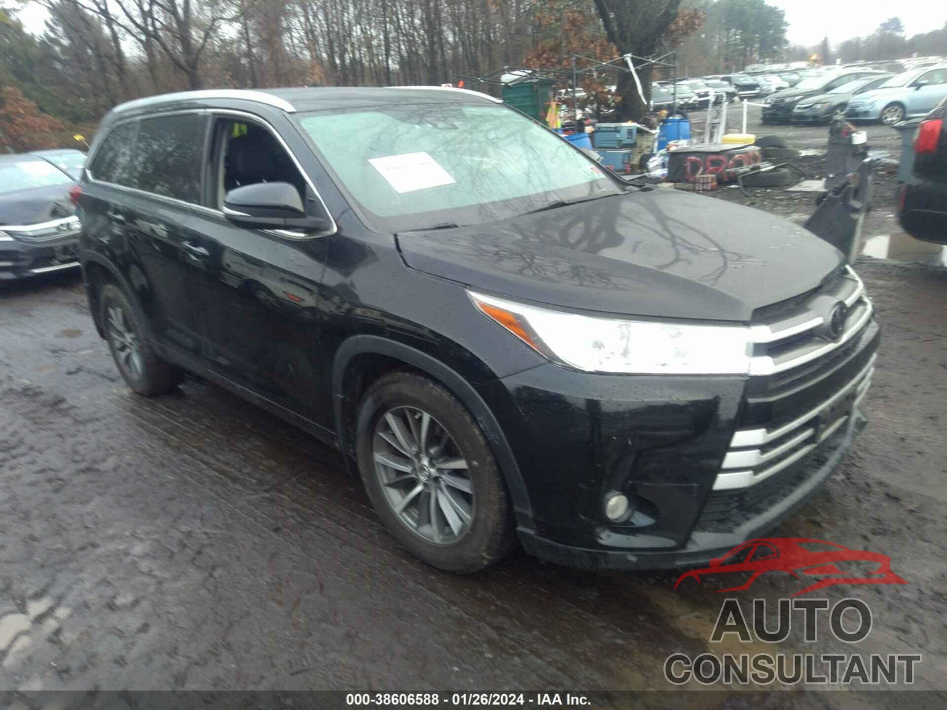 TOYOTA HIGHLANDER 2018 - 5TDJZRFH6JS561510