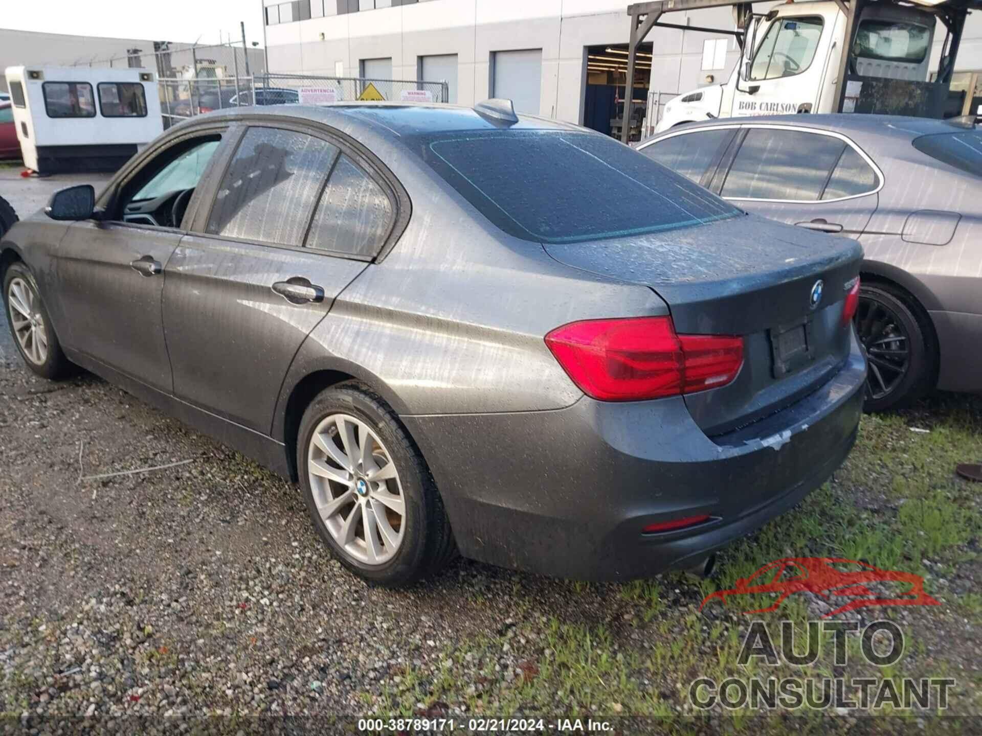 BMW 320I 2018 - WBA8E1G54JNU89595